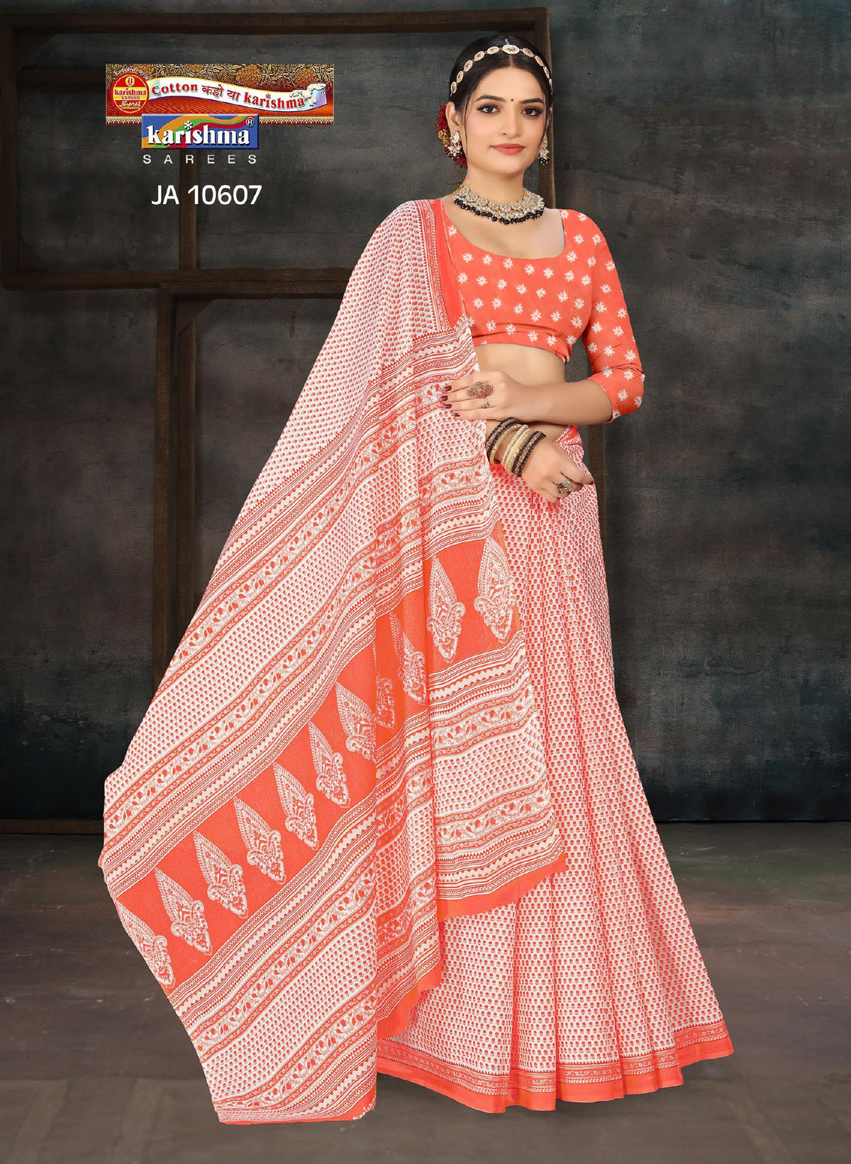Butti Diagonal Stripe Mulmul Saree