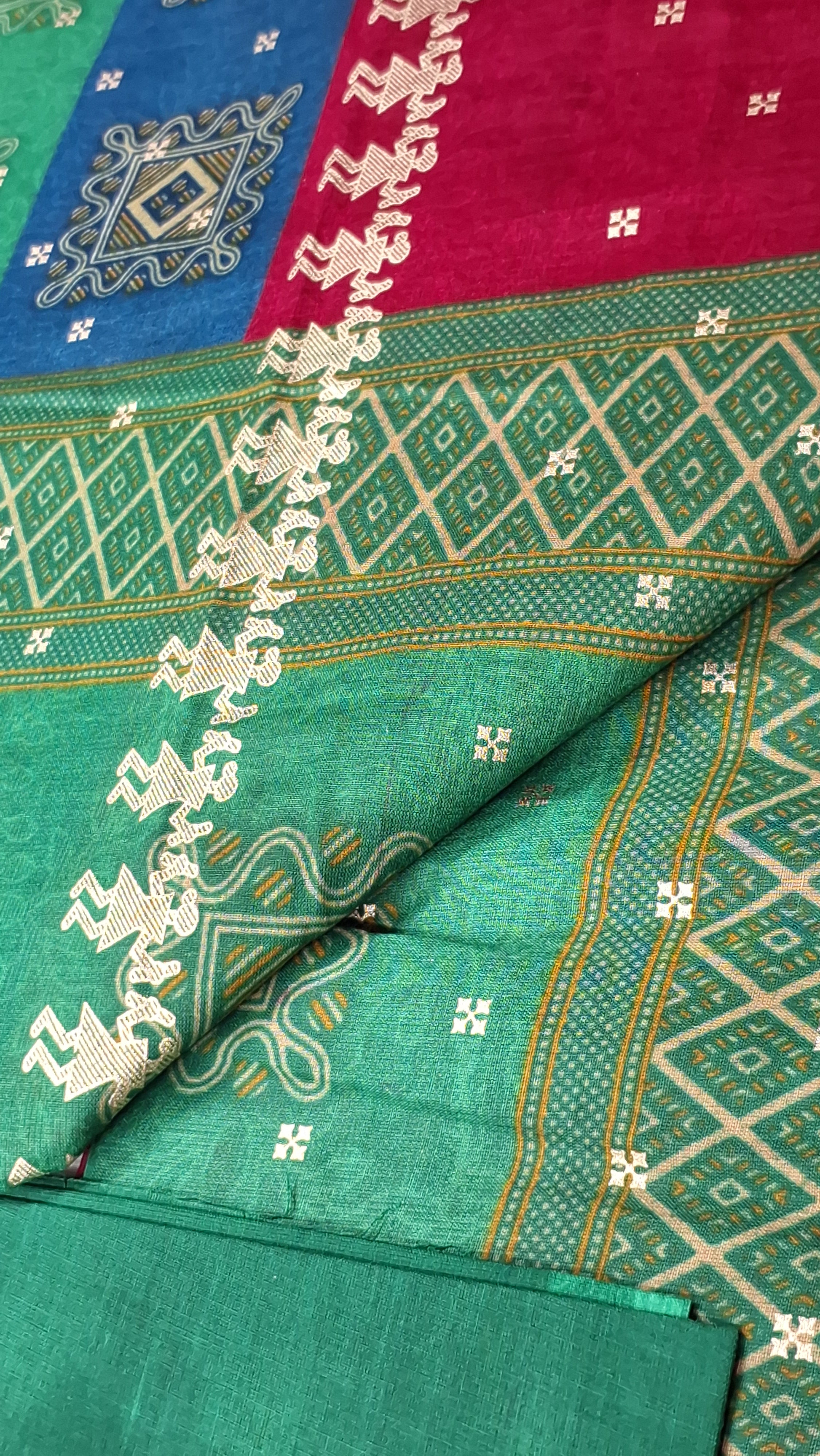 Green Warli Gold Festive Design Printed Mulmul Pure Cotton Saree