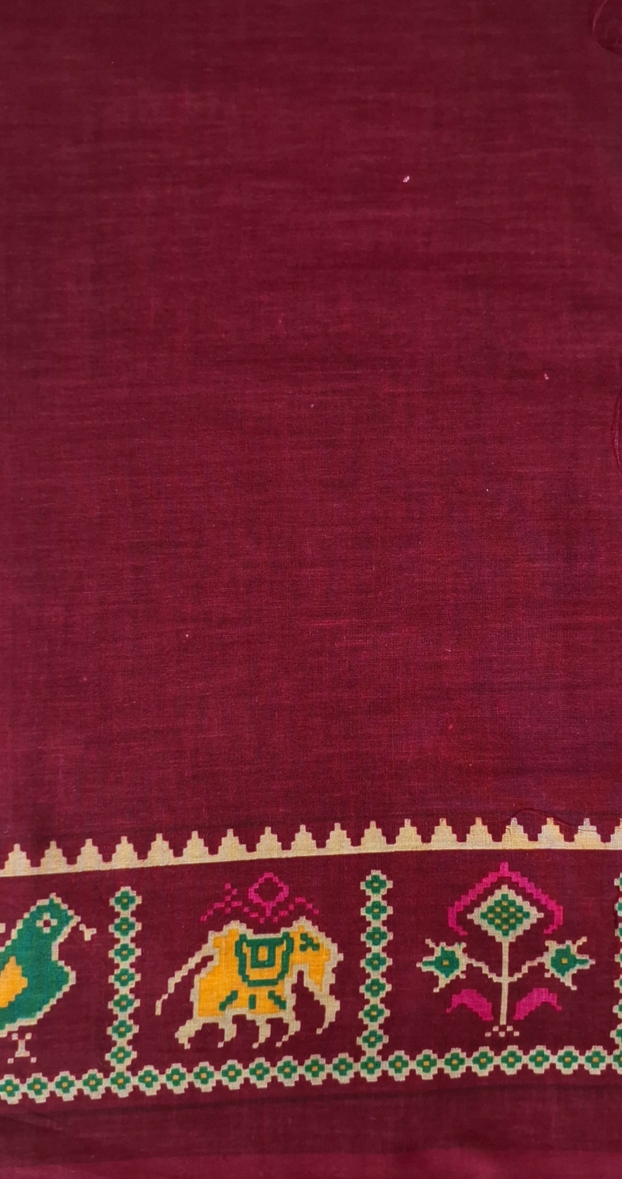 Maroon Shaded Peacock Pattu Festive Gold Border Printed Pure Cotton Saree