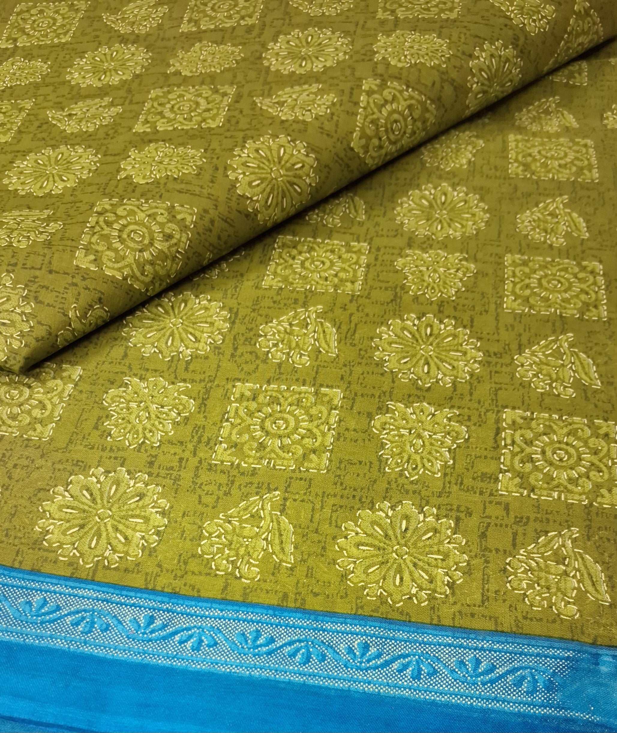 Olive Block Design Printed Pure Cotton Everyday Office Wear Saree