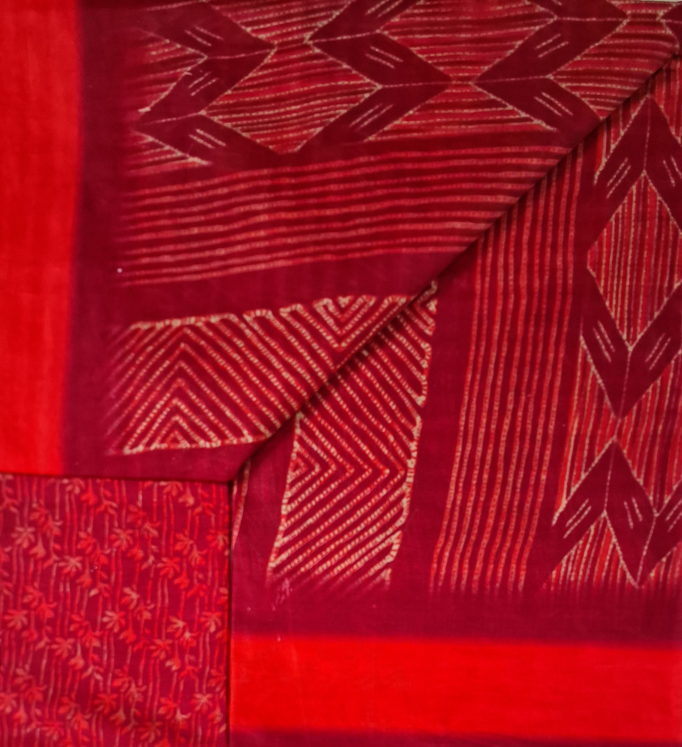 Maroon Hand Tie & Dye Printed Pure Cotton Saree with Border