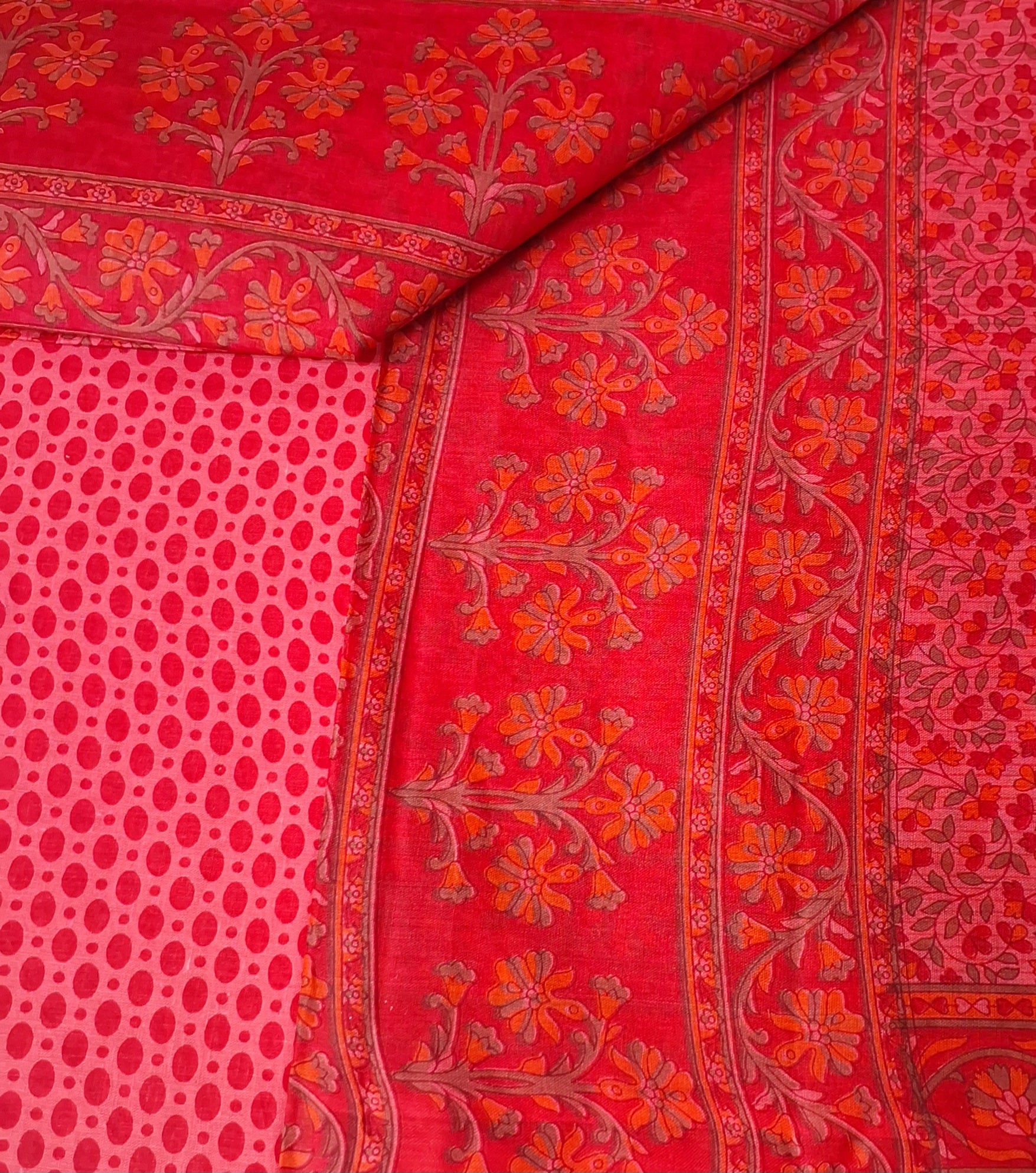 Red Floral Garden Printed Mulmul Pure Cotton Everyday Work Wear Saree