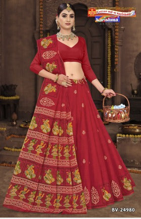 Crafted from pure mulmul (Stiff) cotton, this saree features traditional Kalamkari-inspired prints with an effortless, featherlight drape.