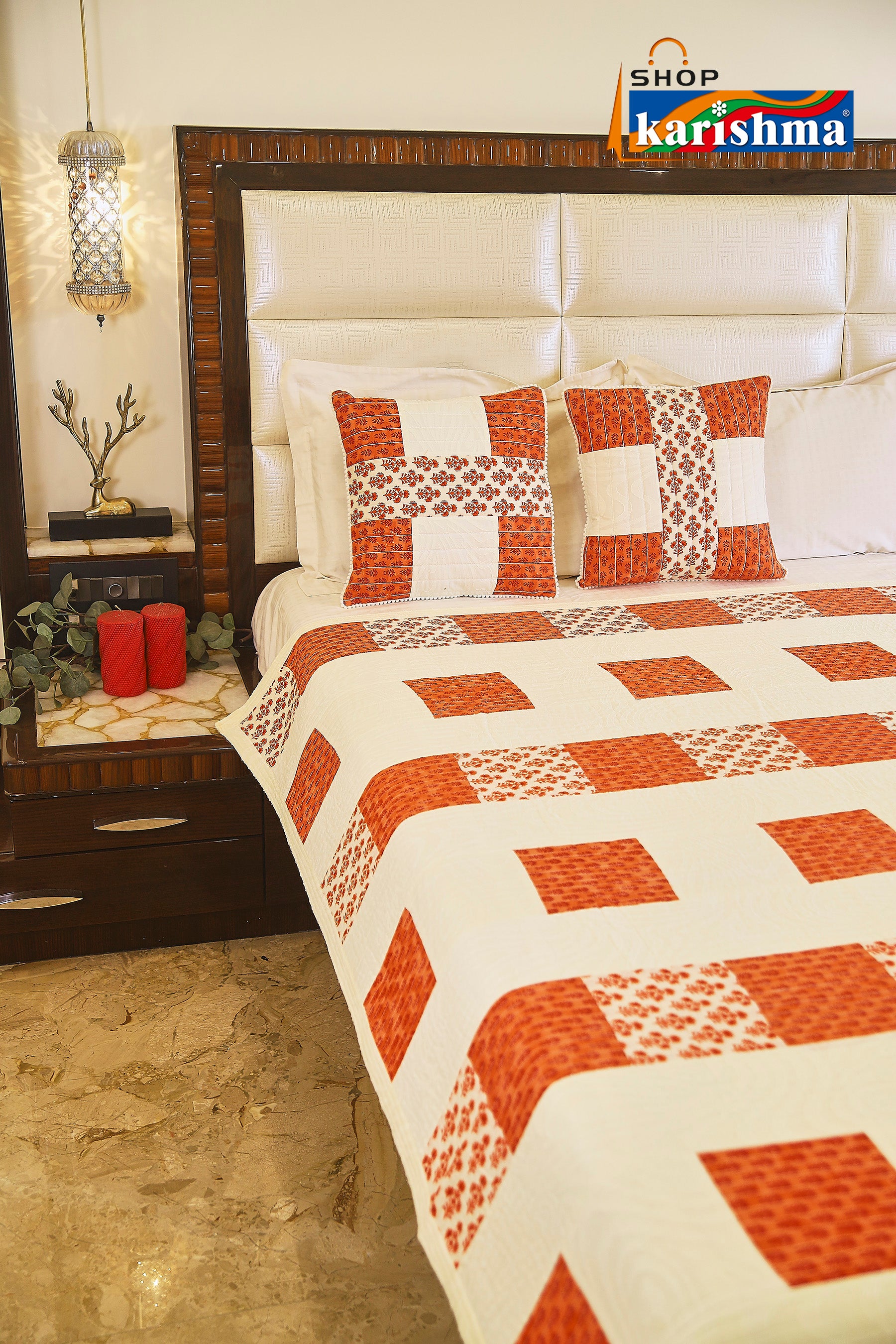 Peach & Cream Floral Checkered Design Exclusive Pattern Printed Quilted Queen Size Bedspread Cover Set with Cushion Covers