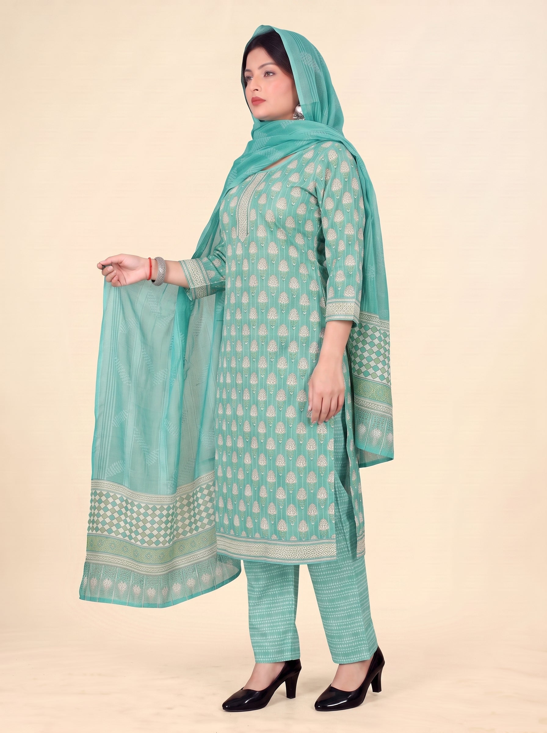 Side drape [sku:KN-62687]
