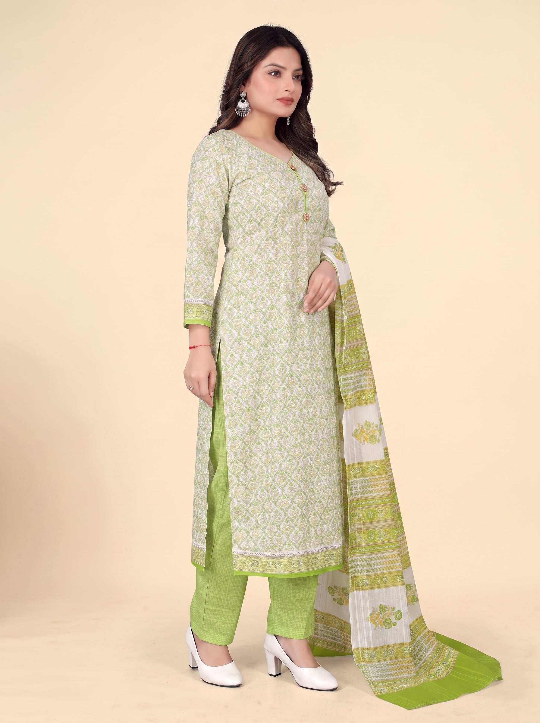 Side drape [sku:KN-62674]