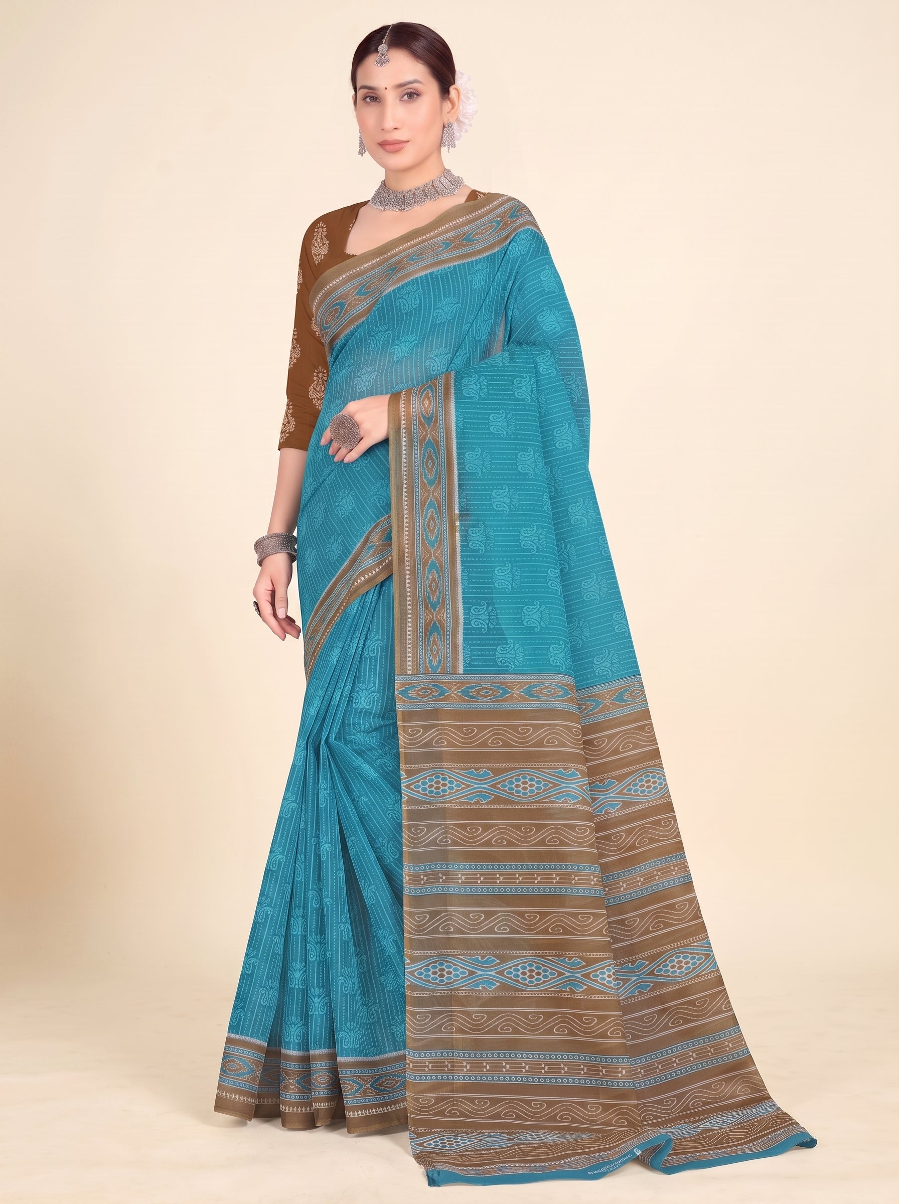 Side drape [sku:KN-67467]