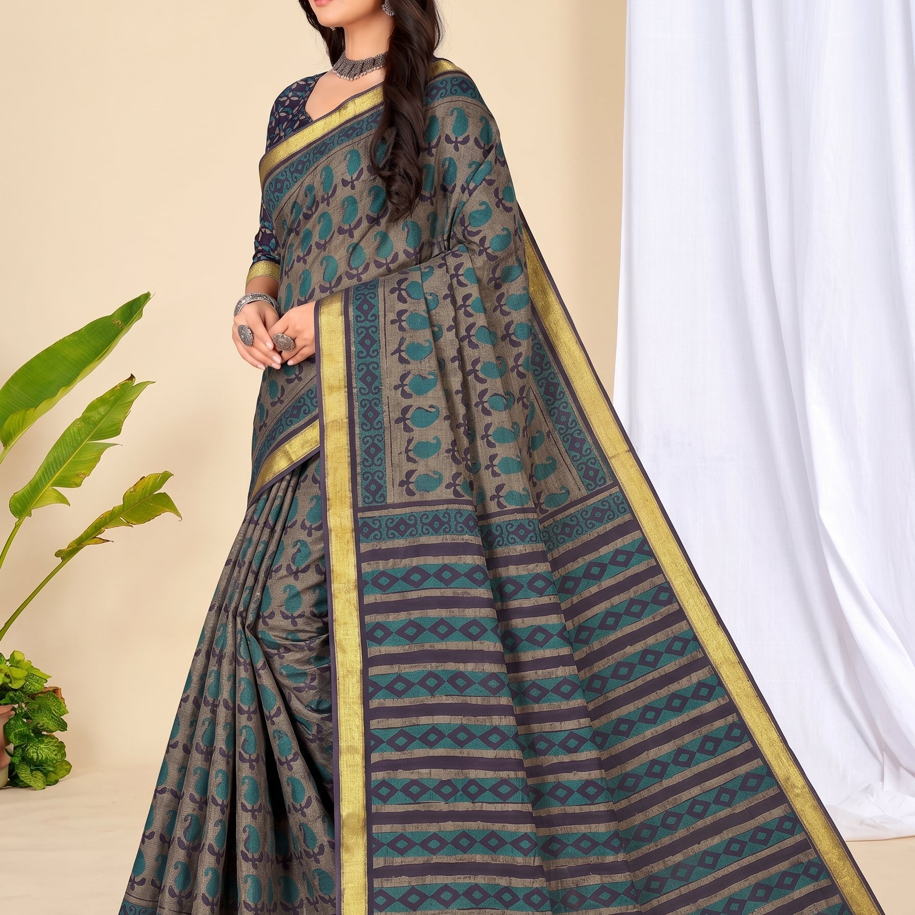 Side drape [sku:KN-65908]
