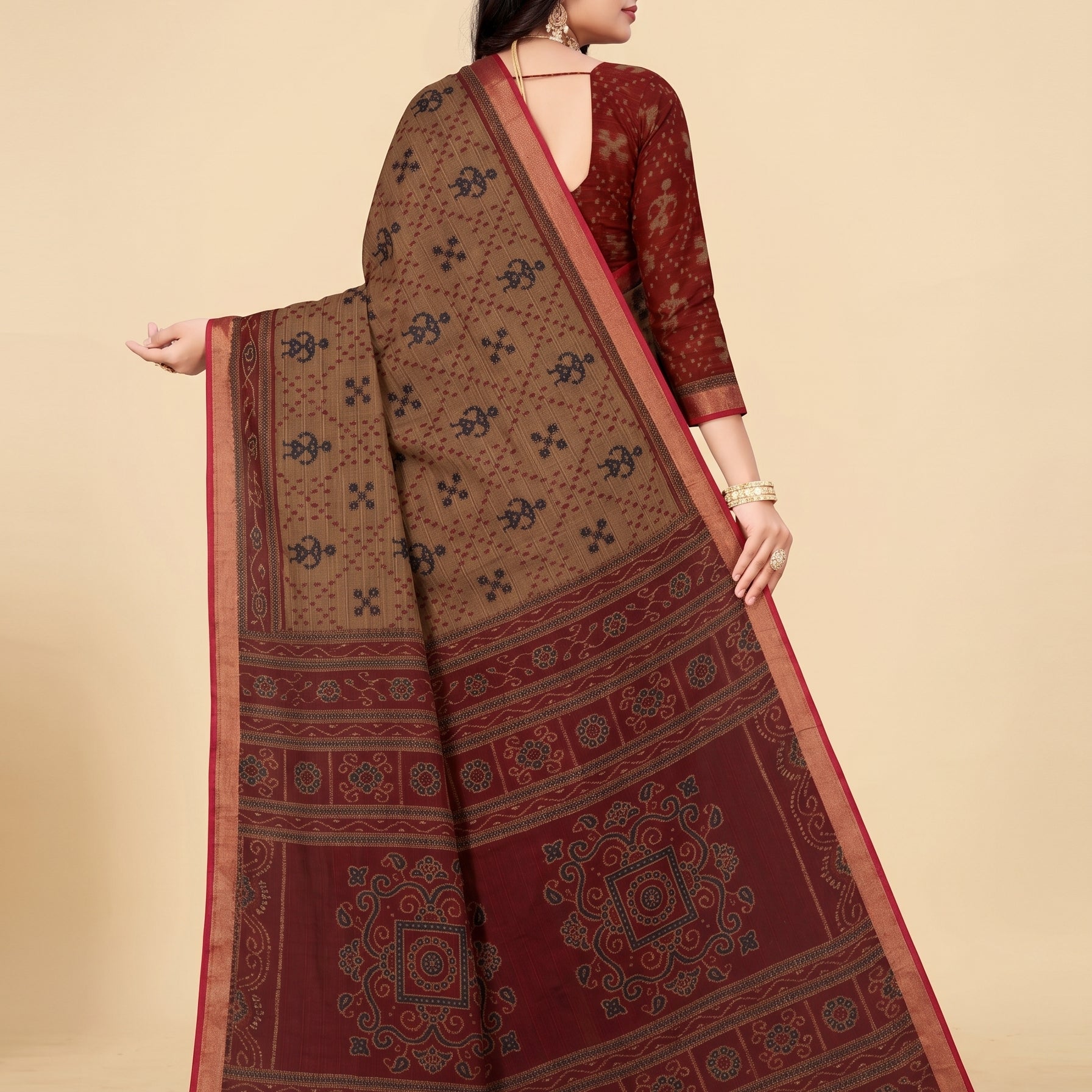 Back pallu
