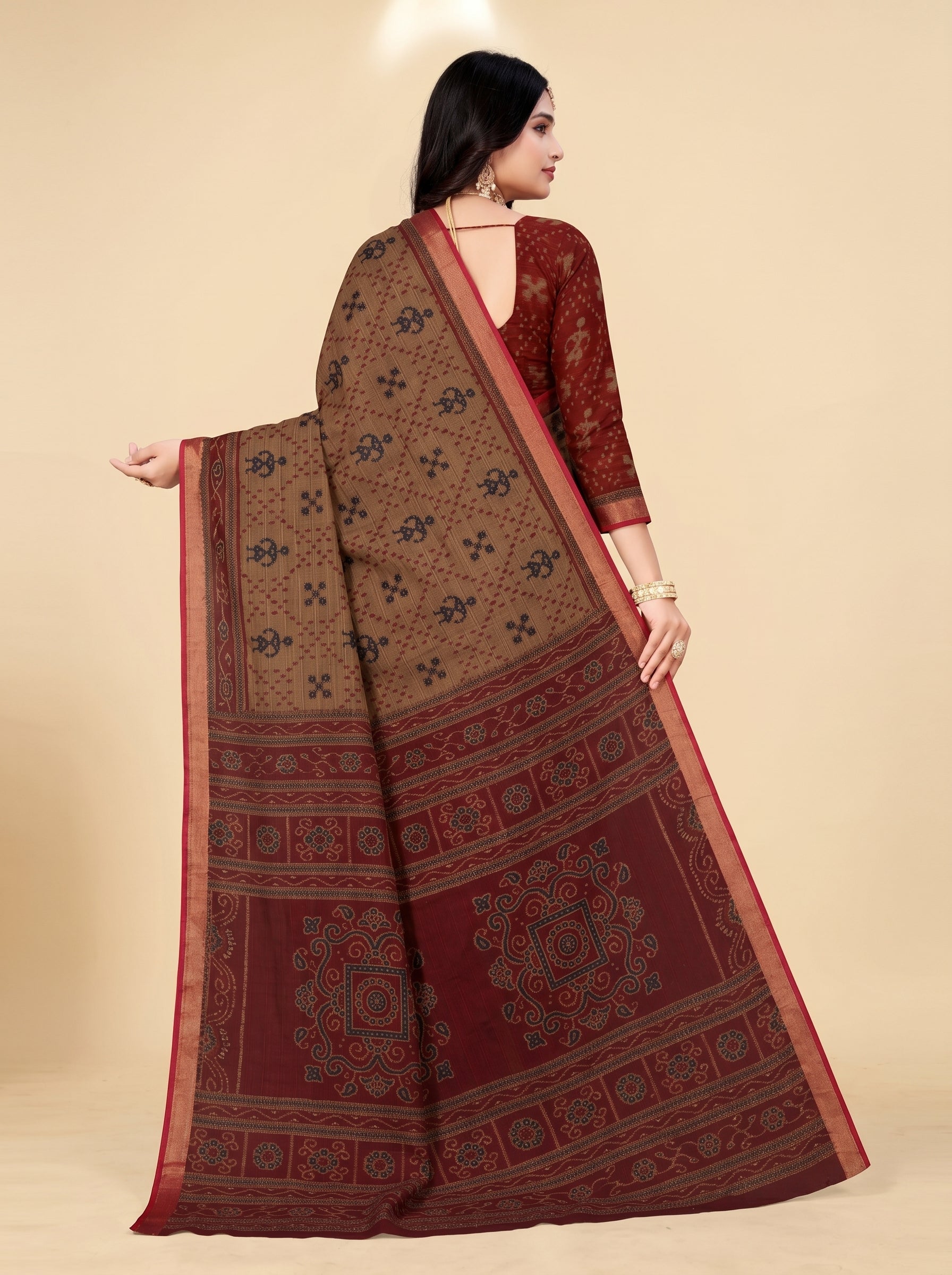 Back pallu