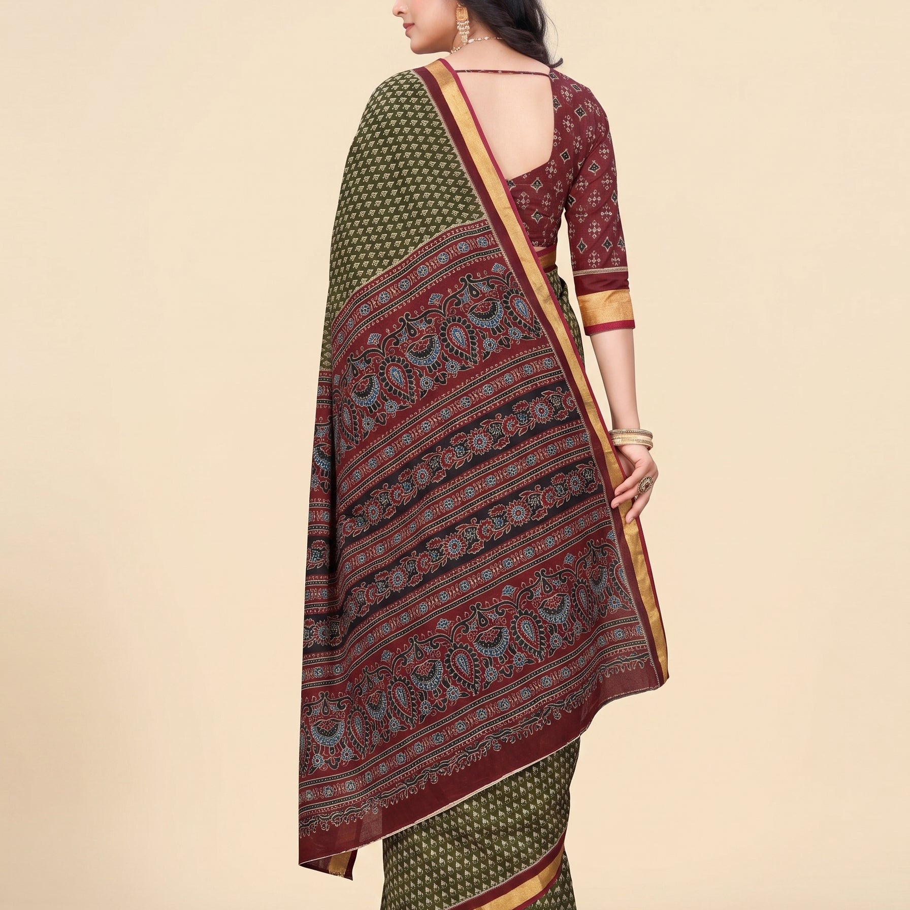 Back pallu