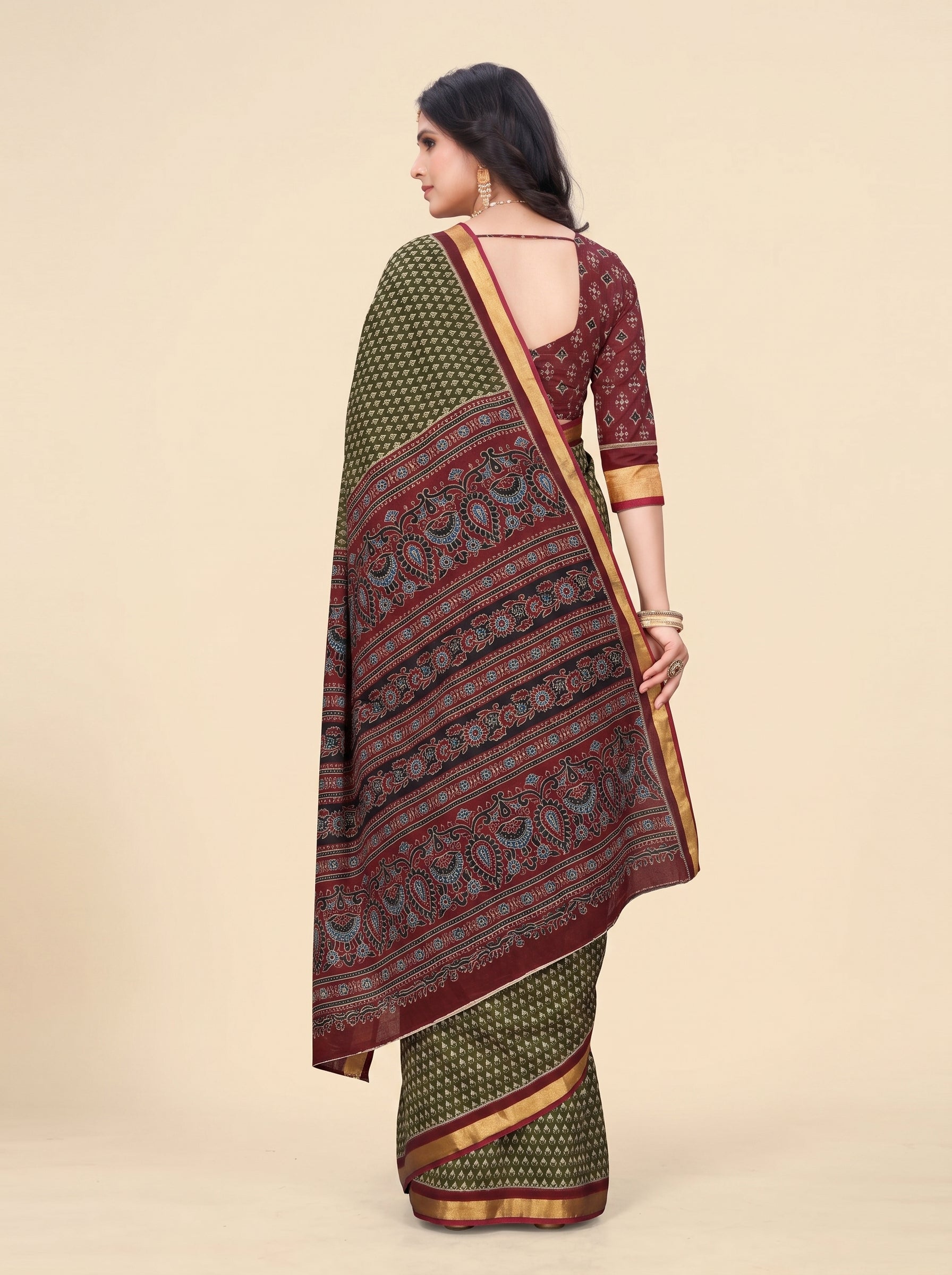 Back pallu