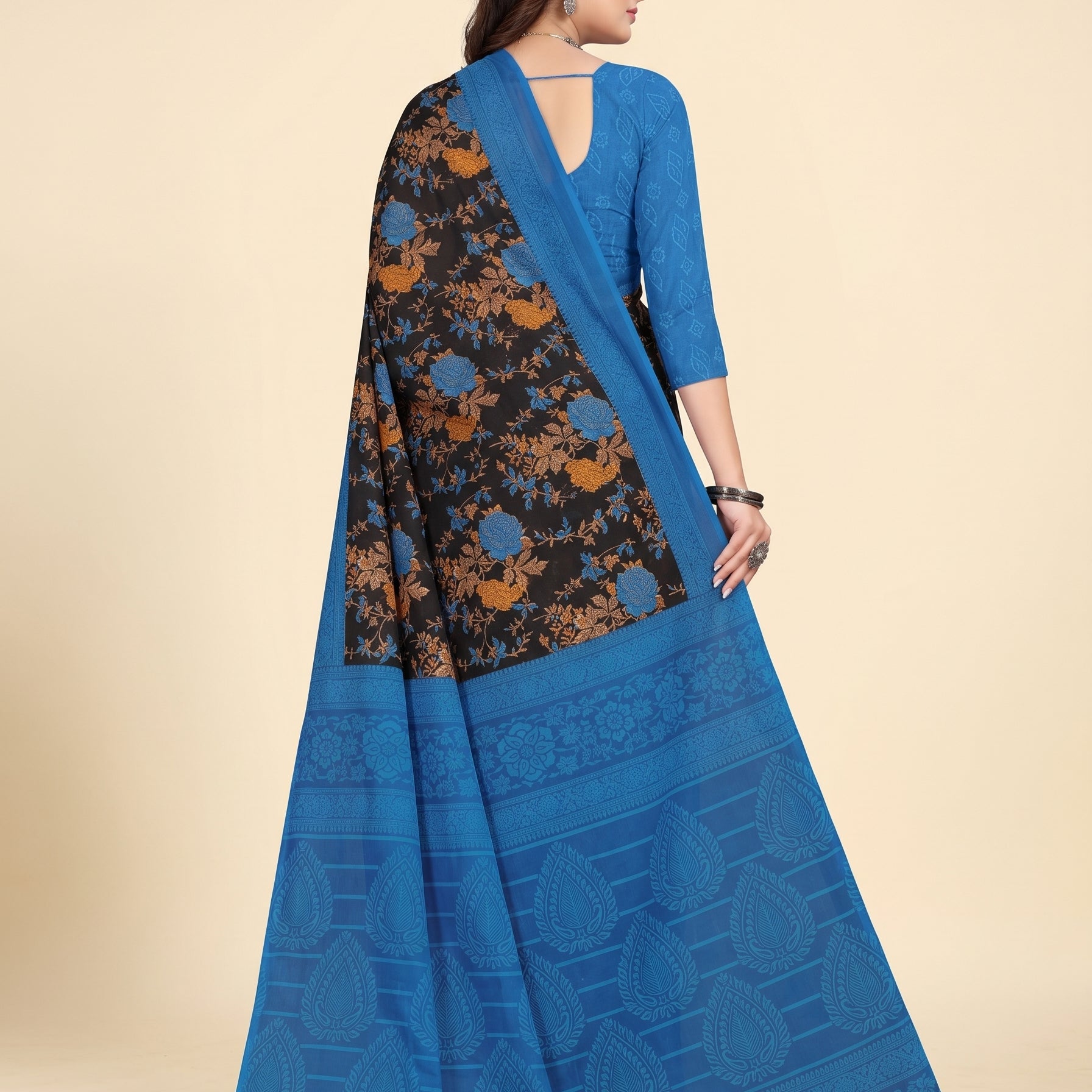 Back pallu