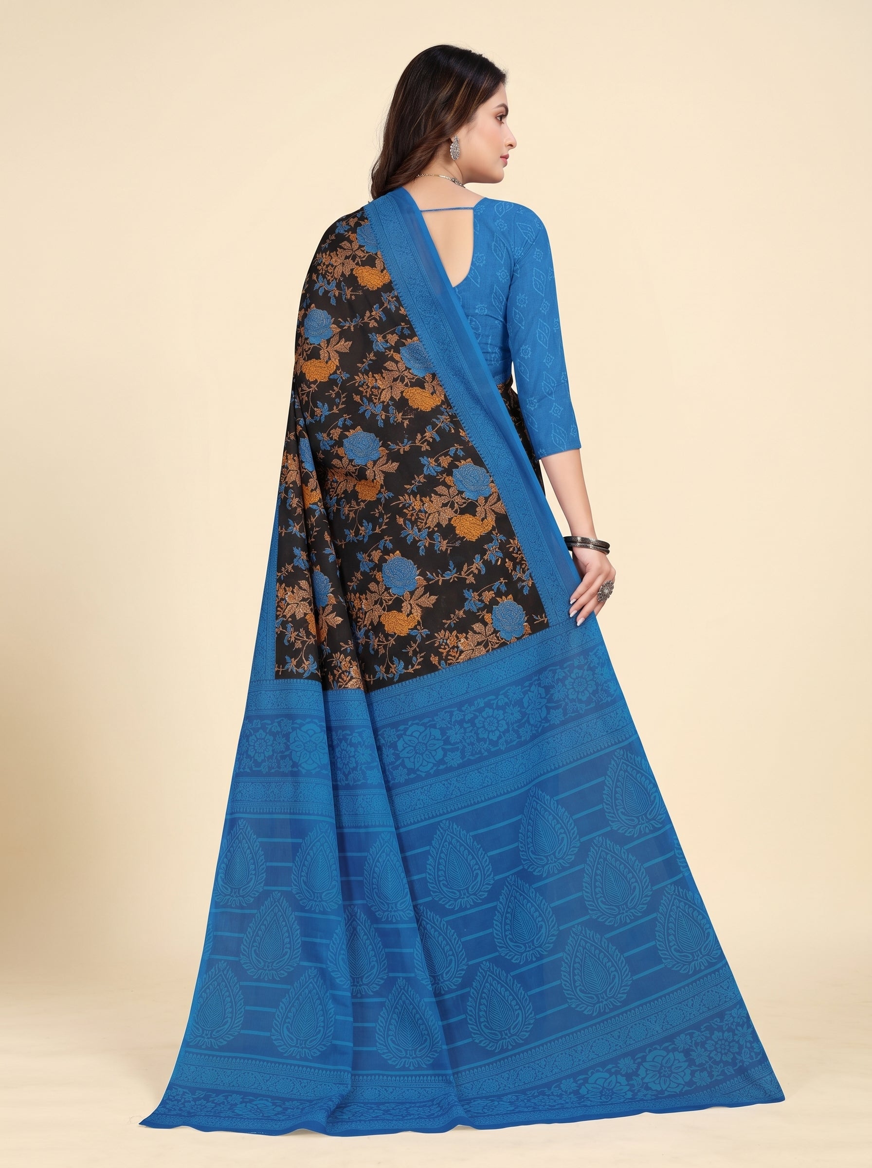 Back pallu