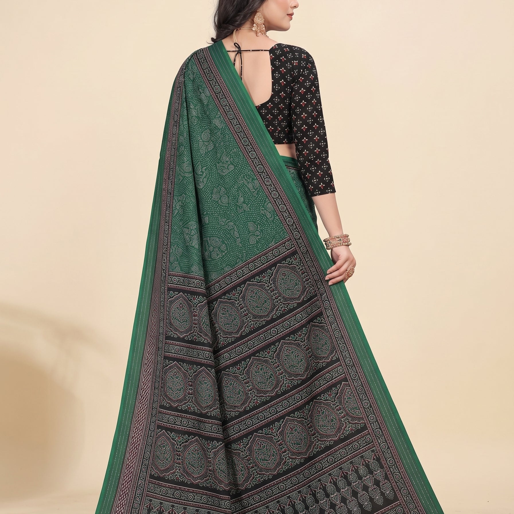 Back pallu