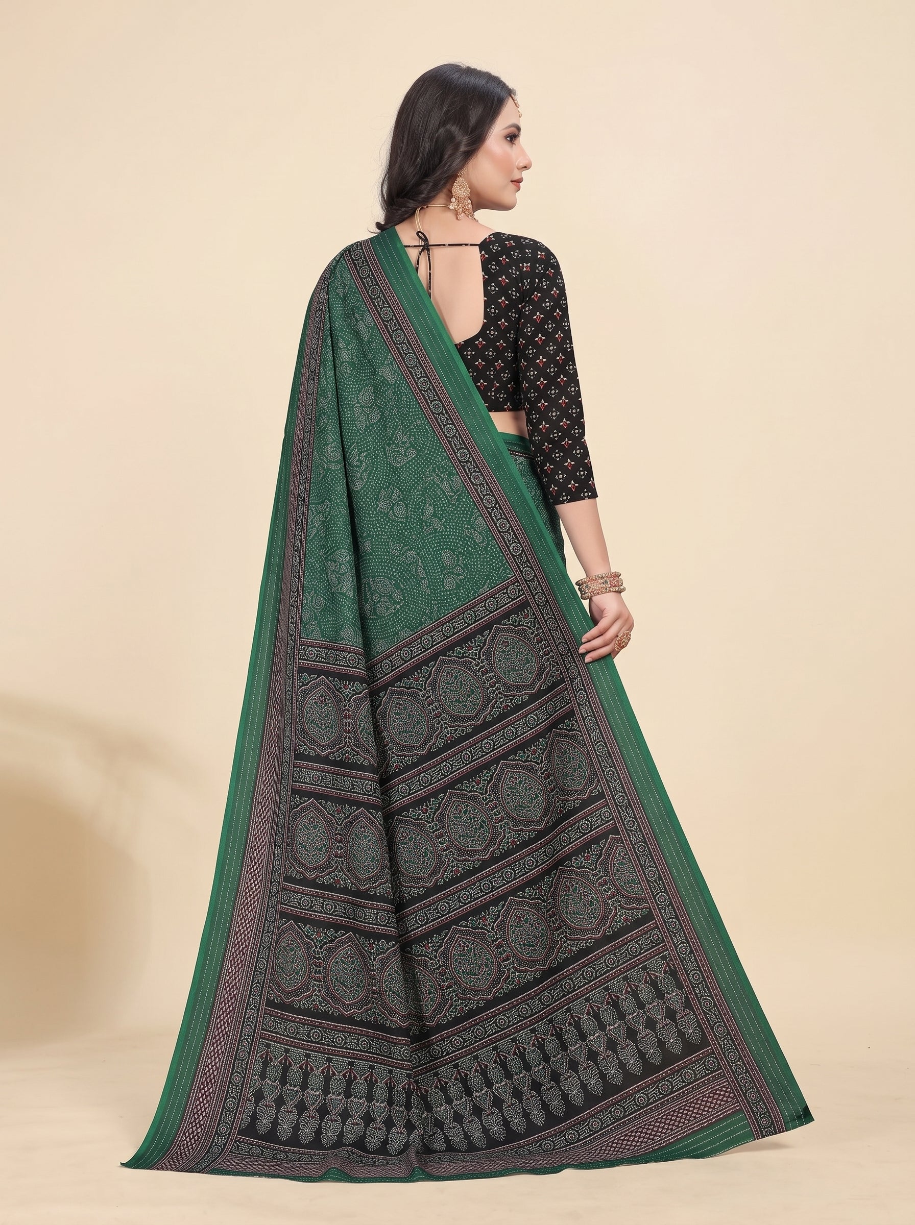 Back pallu