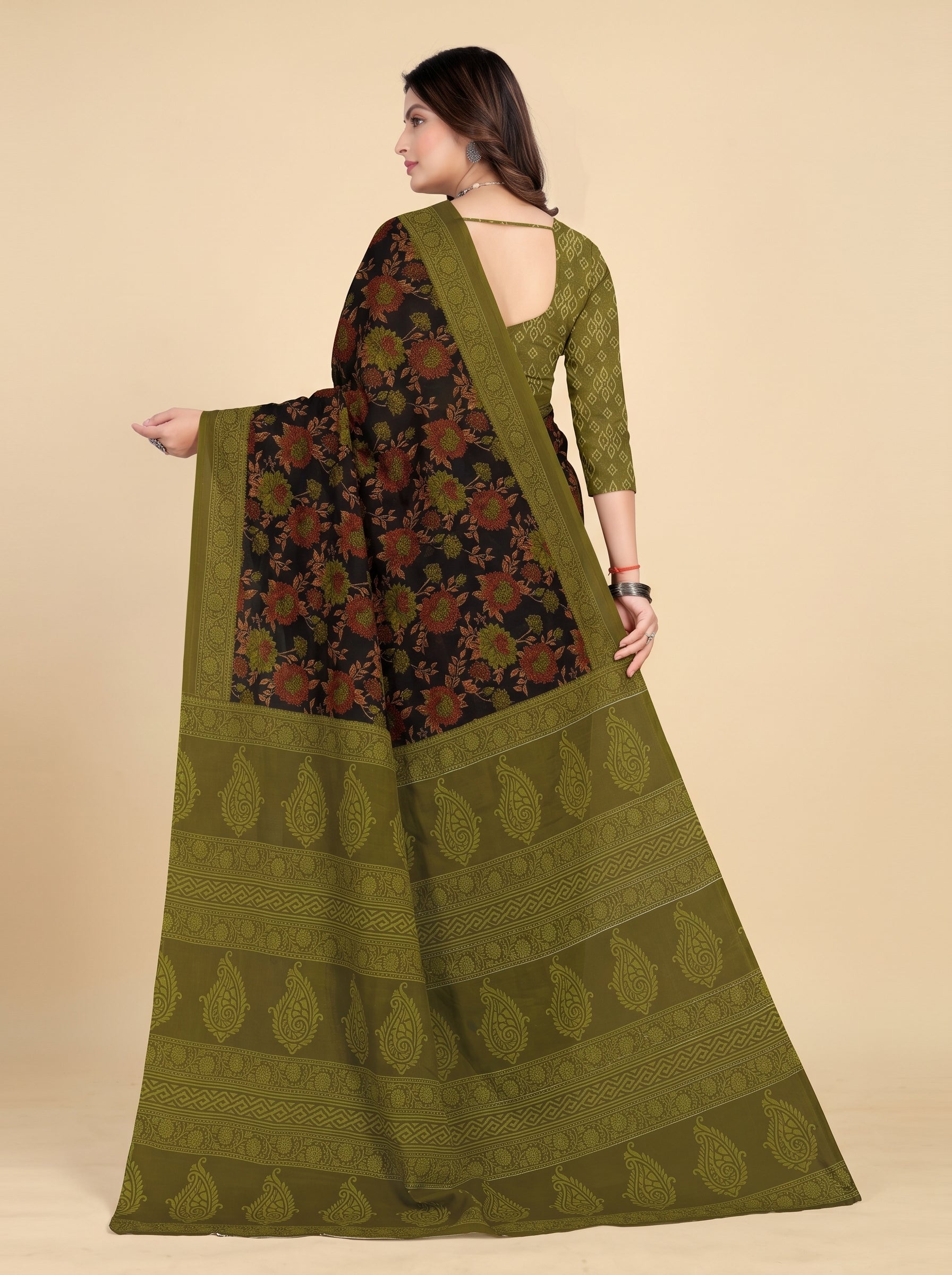 Back pallu