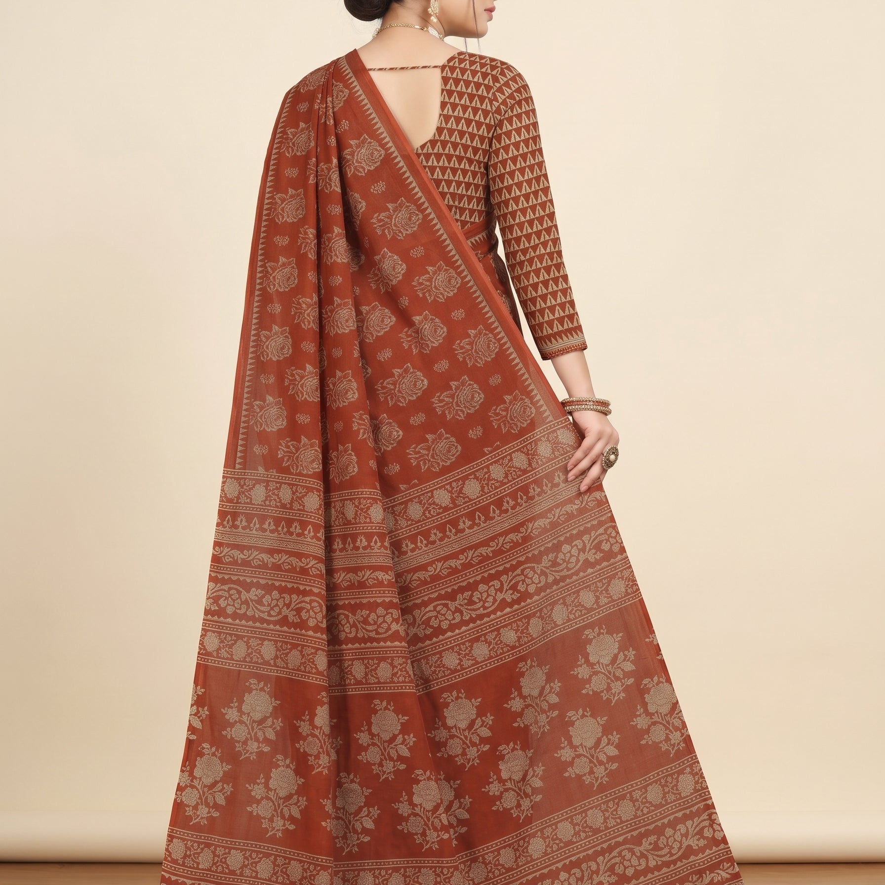 Shared back pallu