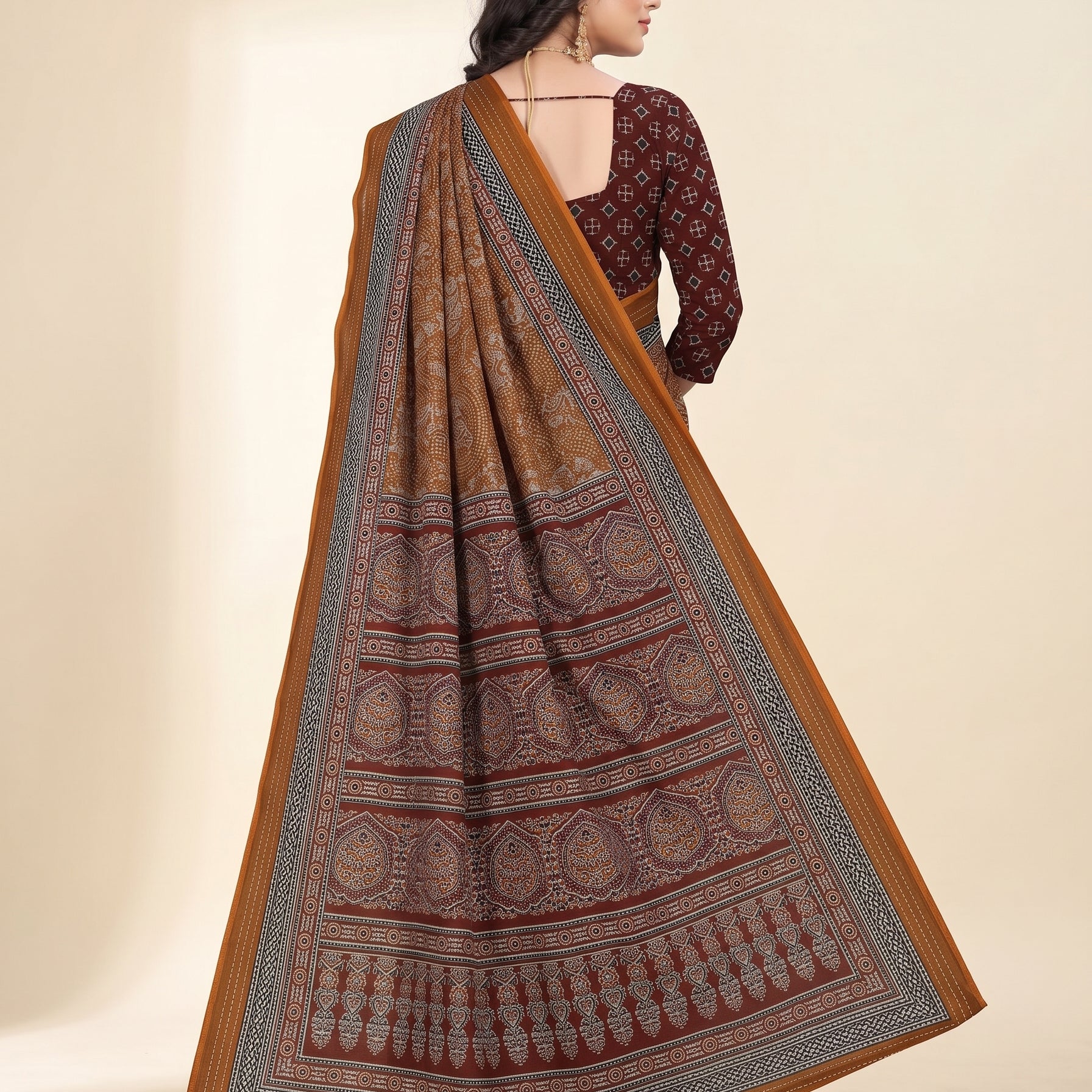 Back pallu