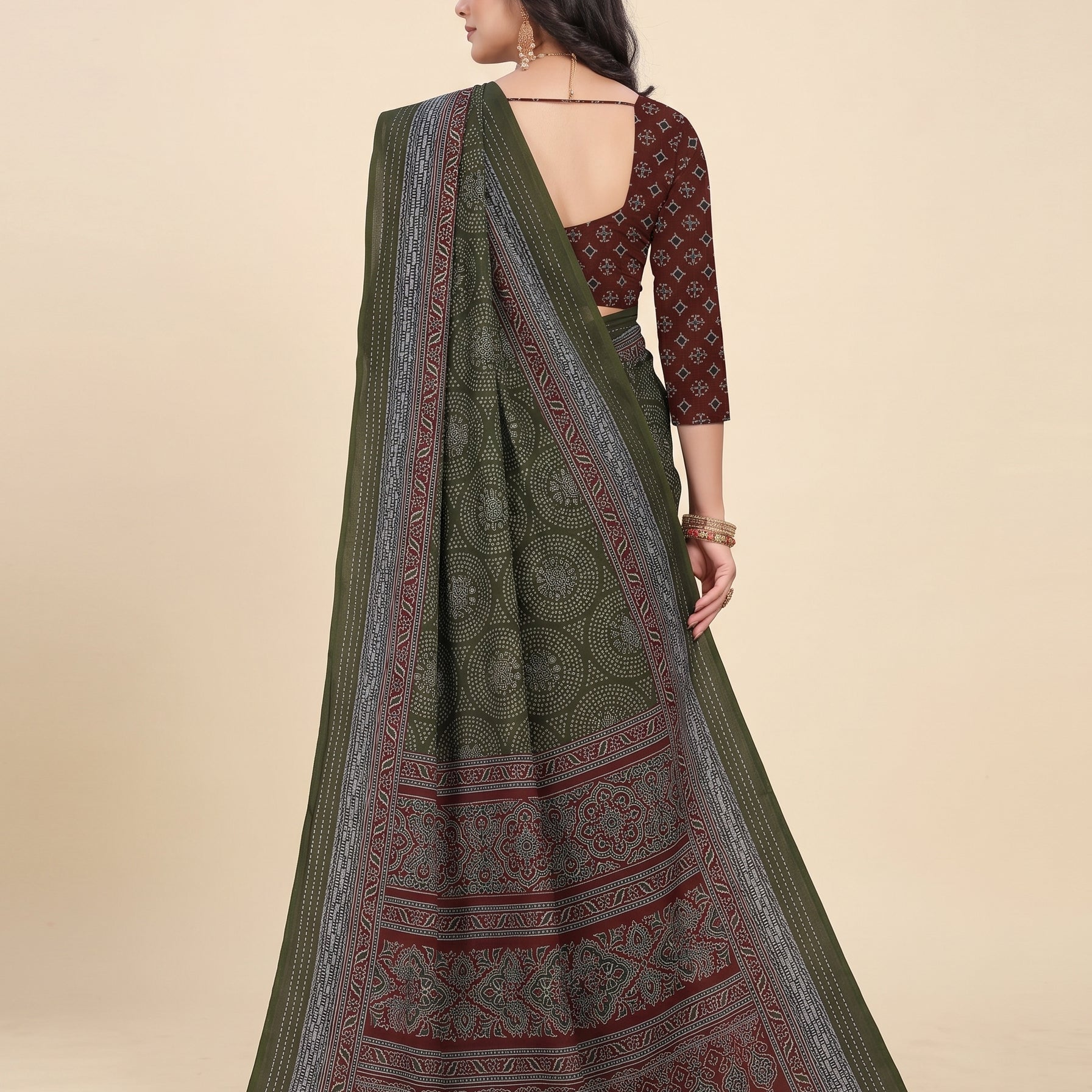 Back pallu
