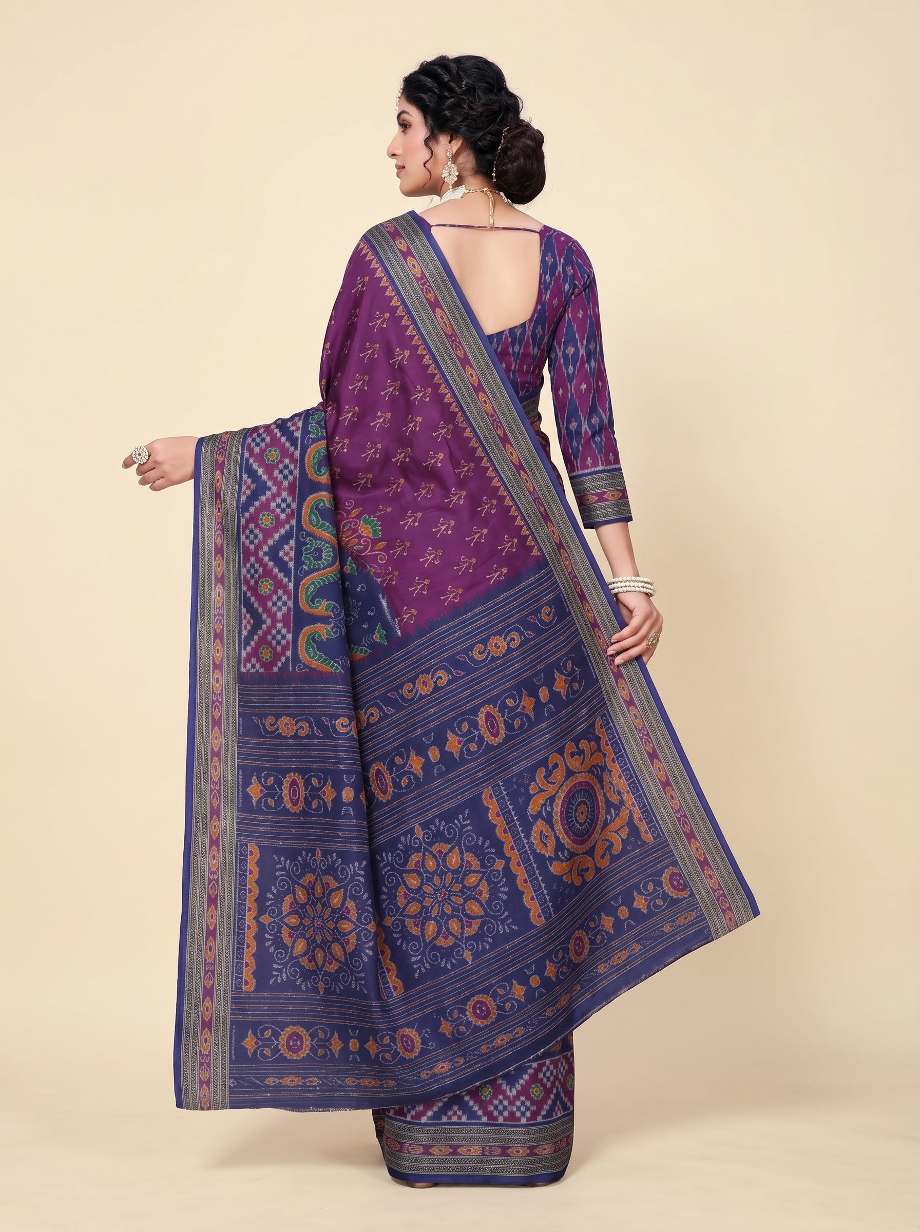 Back pallu