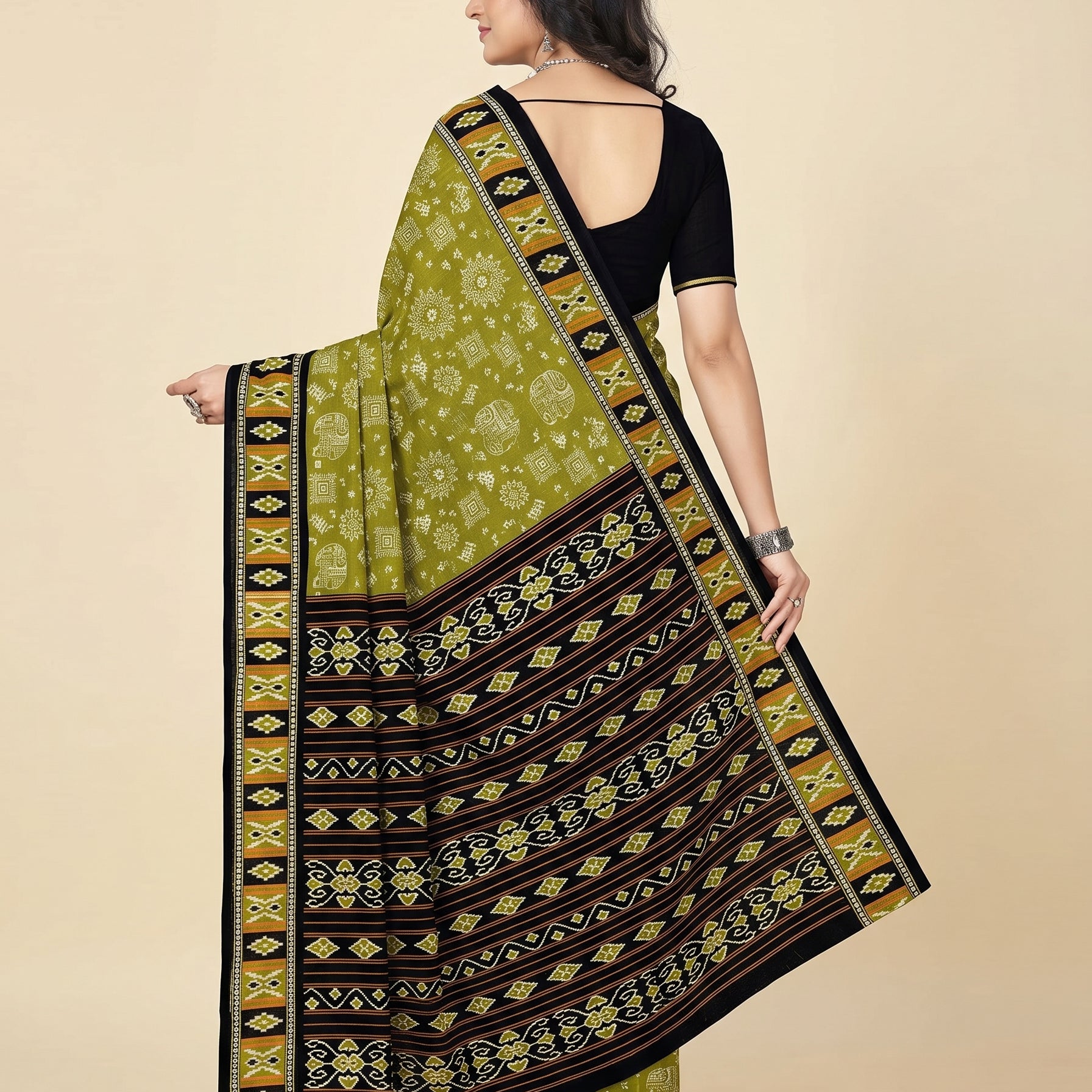 Back pallu