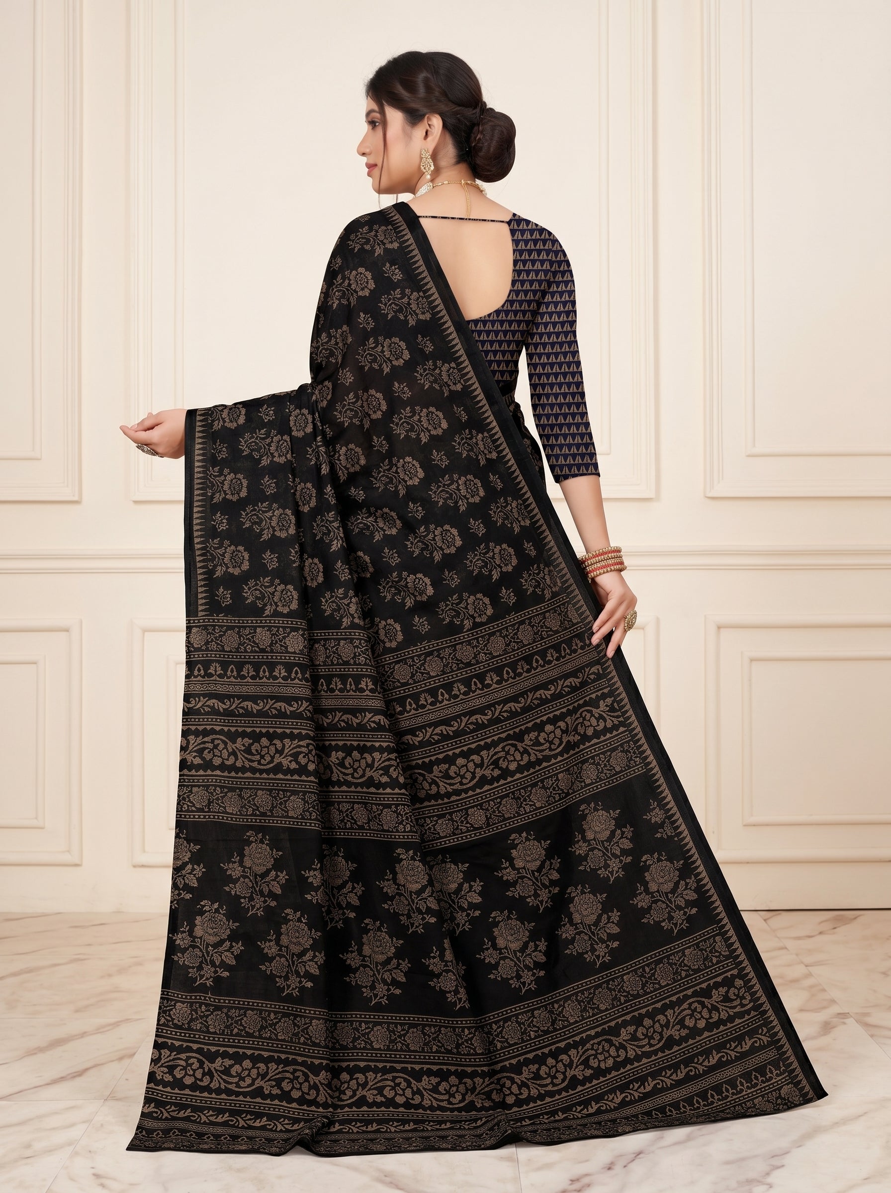 Back pallu