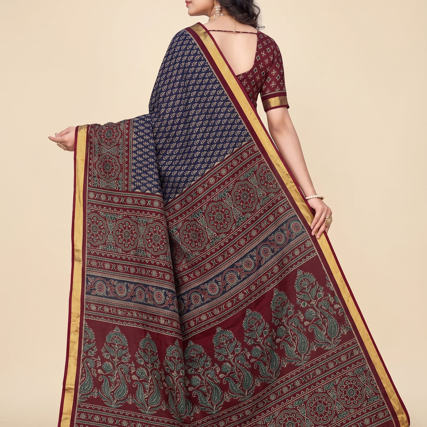 Back pallu