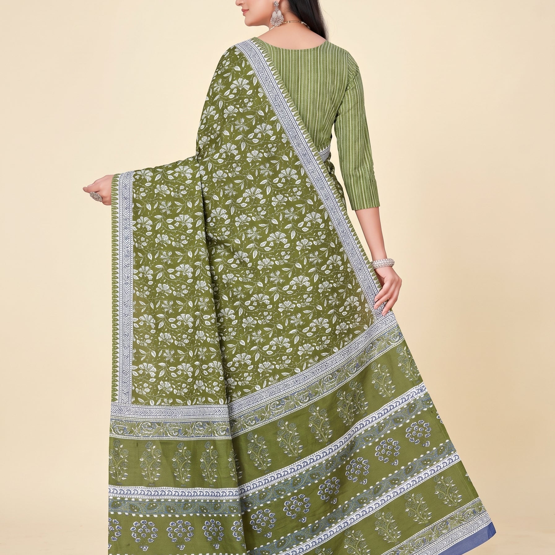 Back pallu