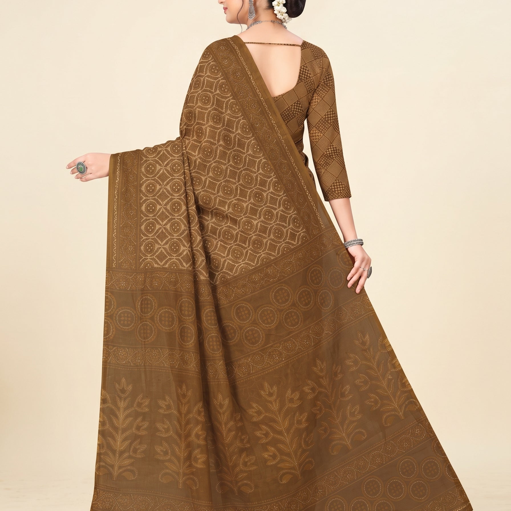 Back pallu