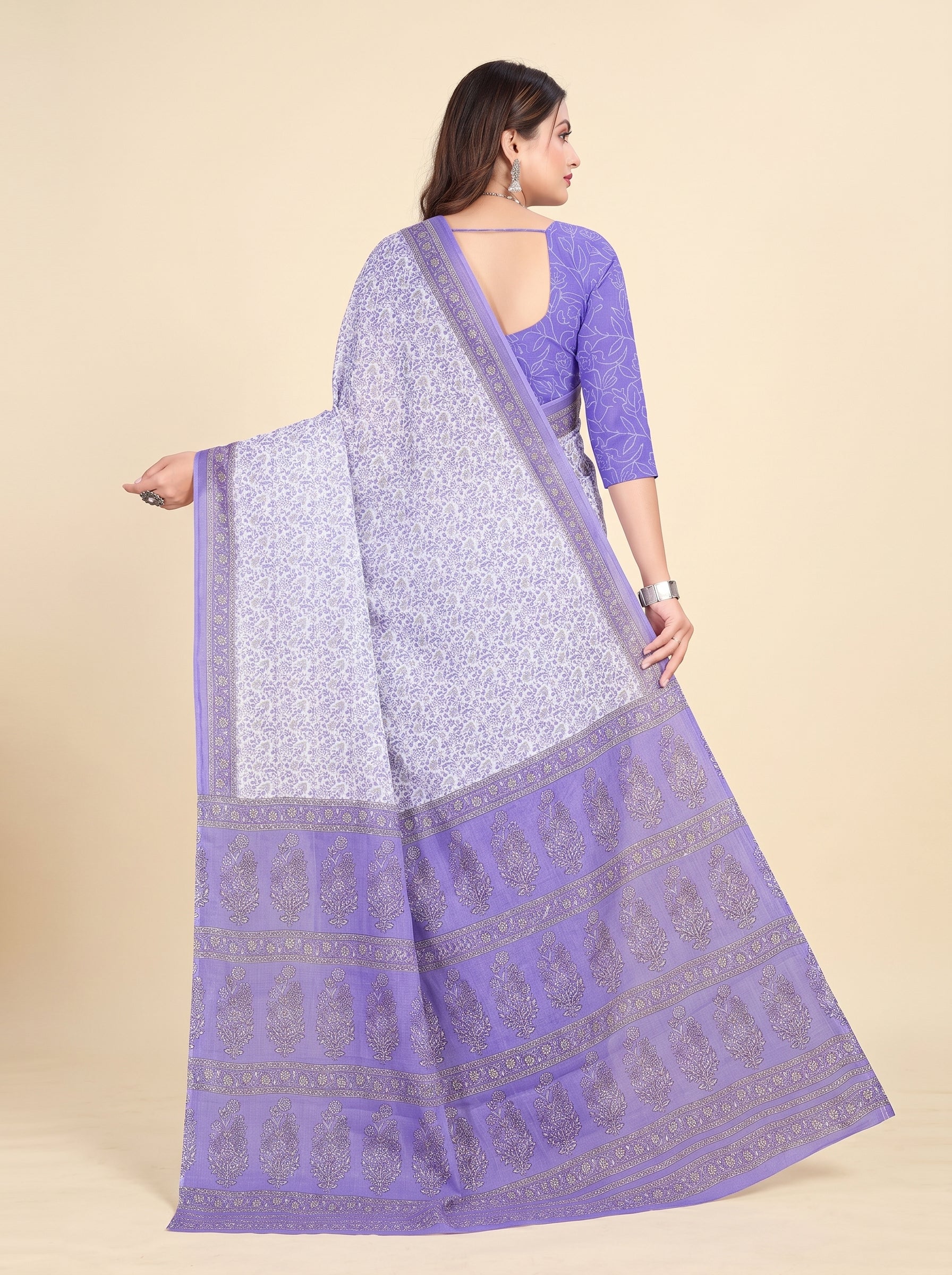 Back pallu