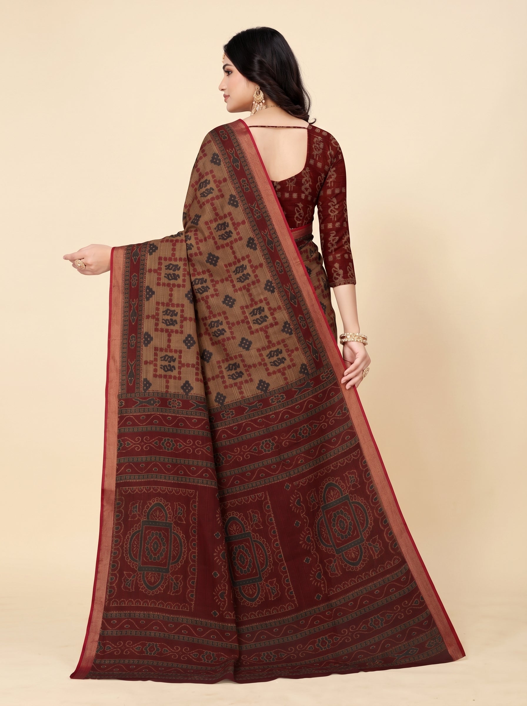 Back pallu