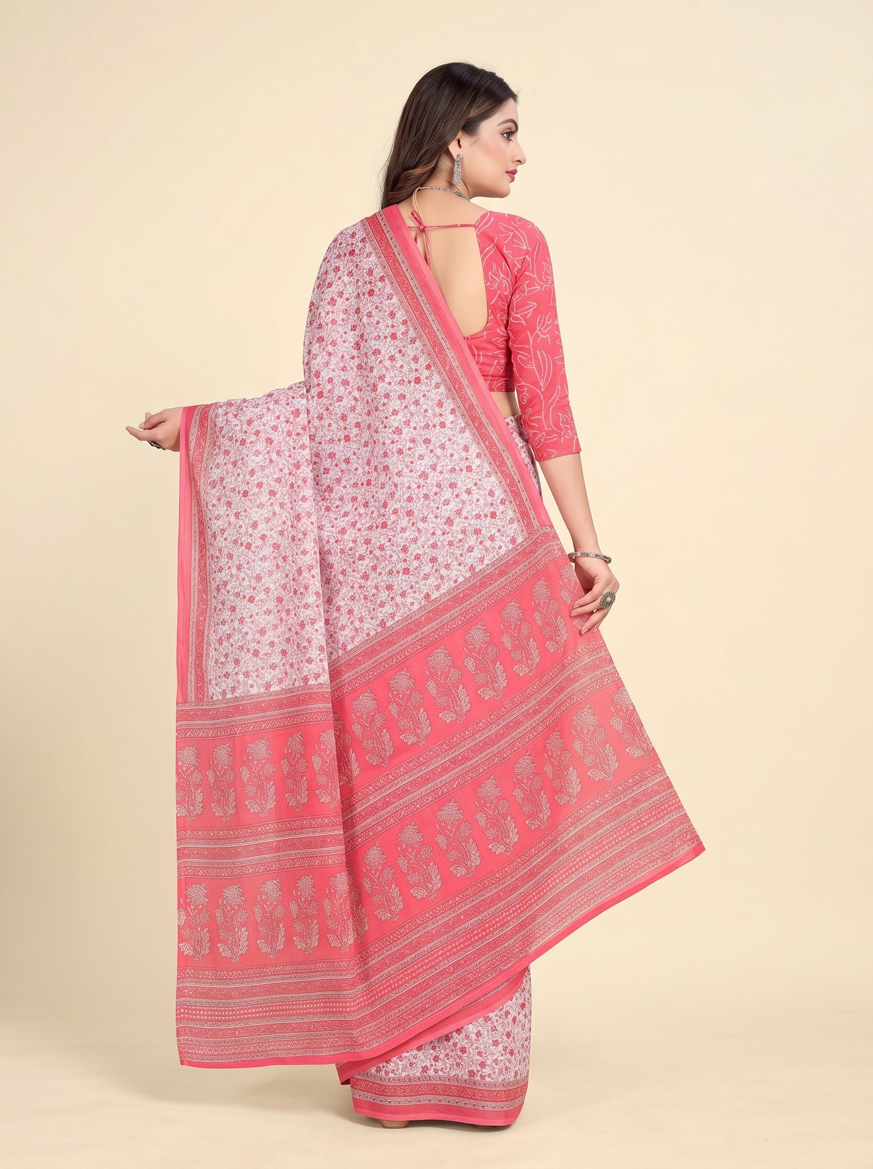 Back pallu