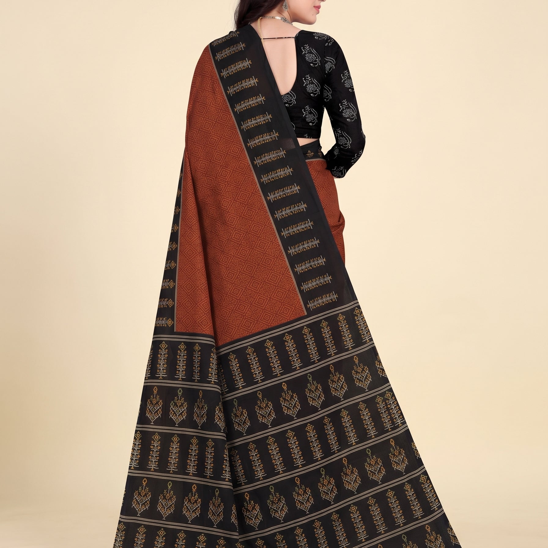 Back pallu