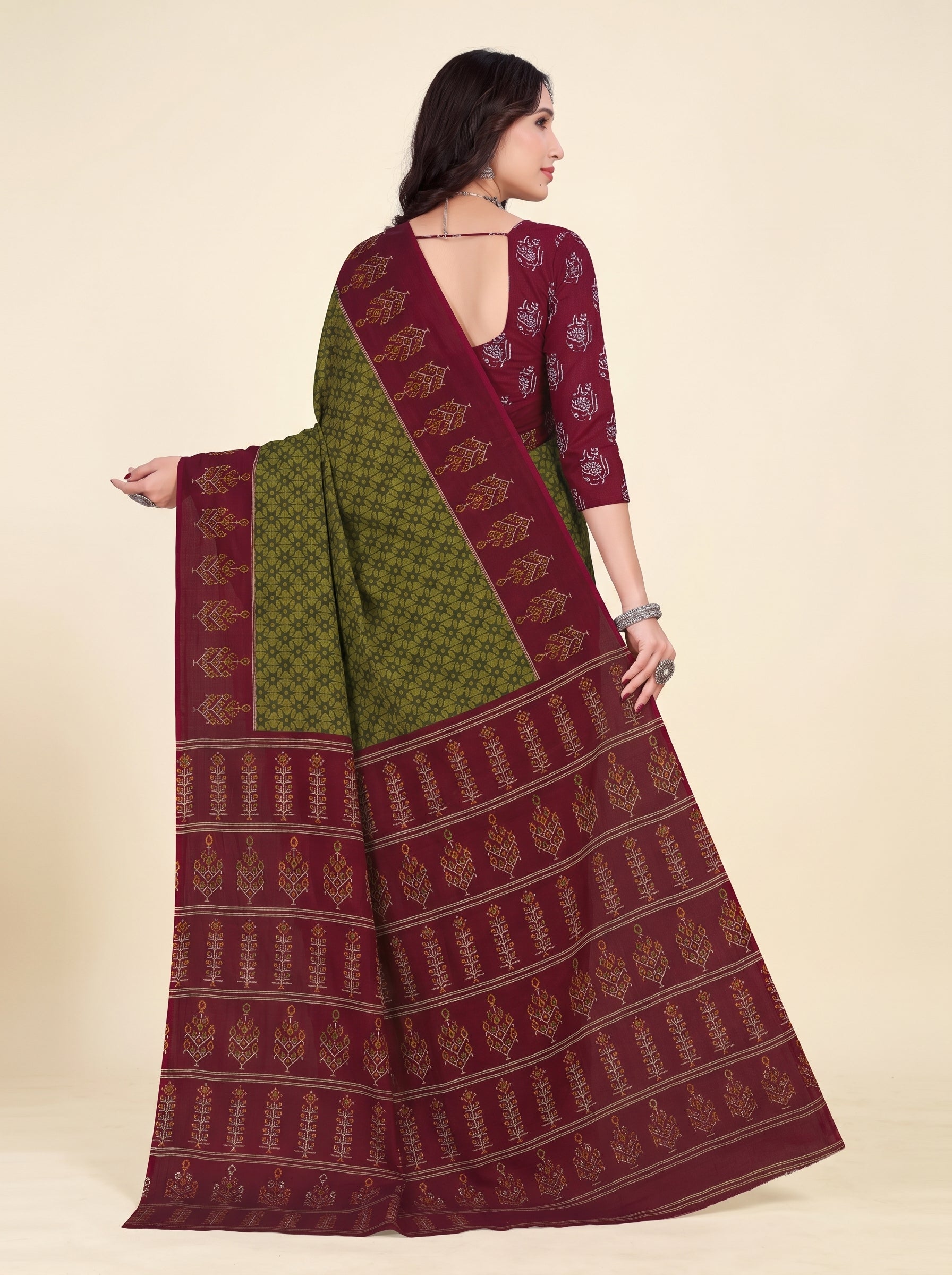 Back pallu