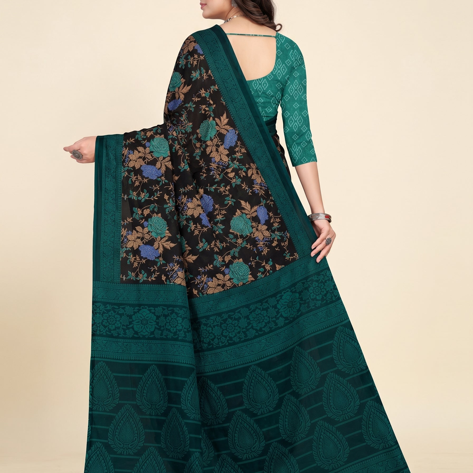 Back pallu