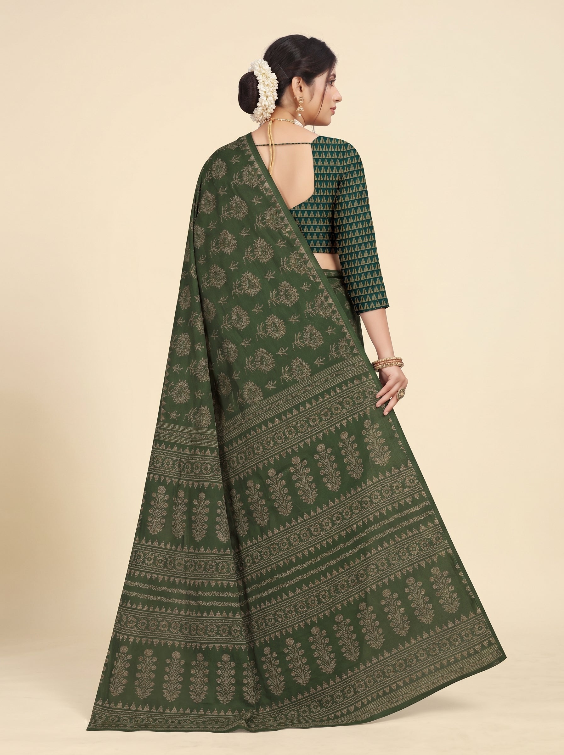 Back pallu