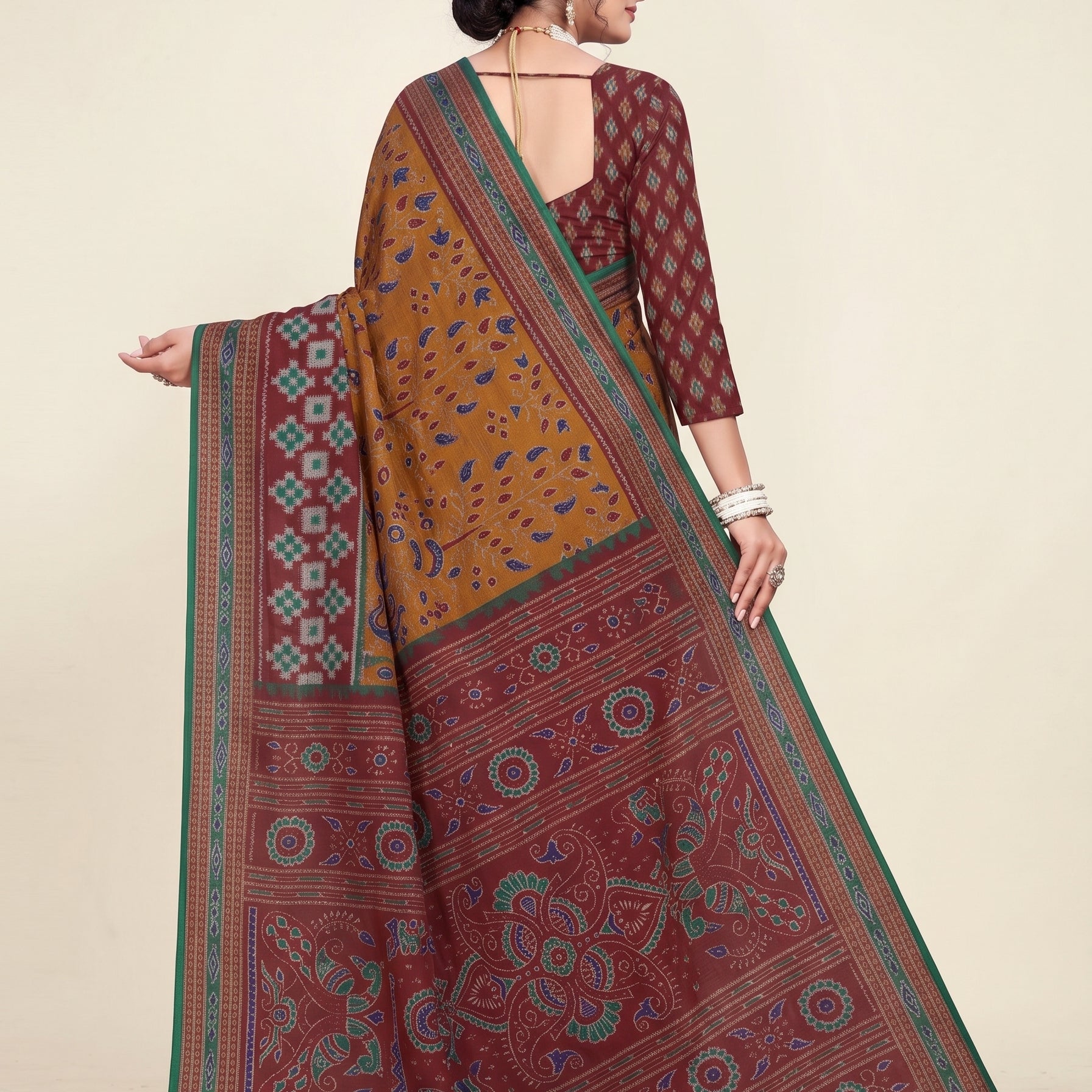 Back pallu