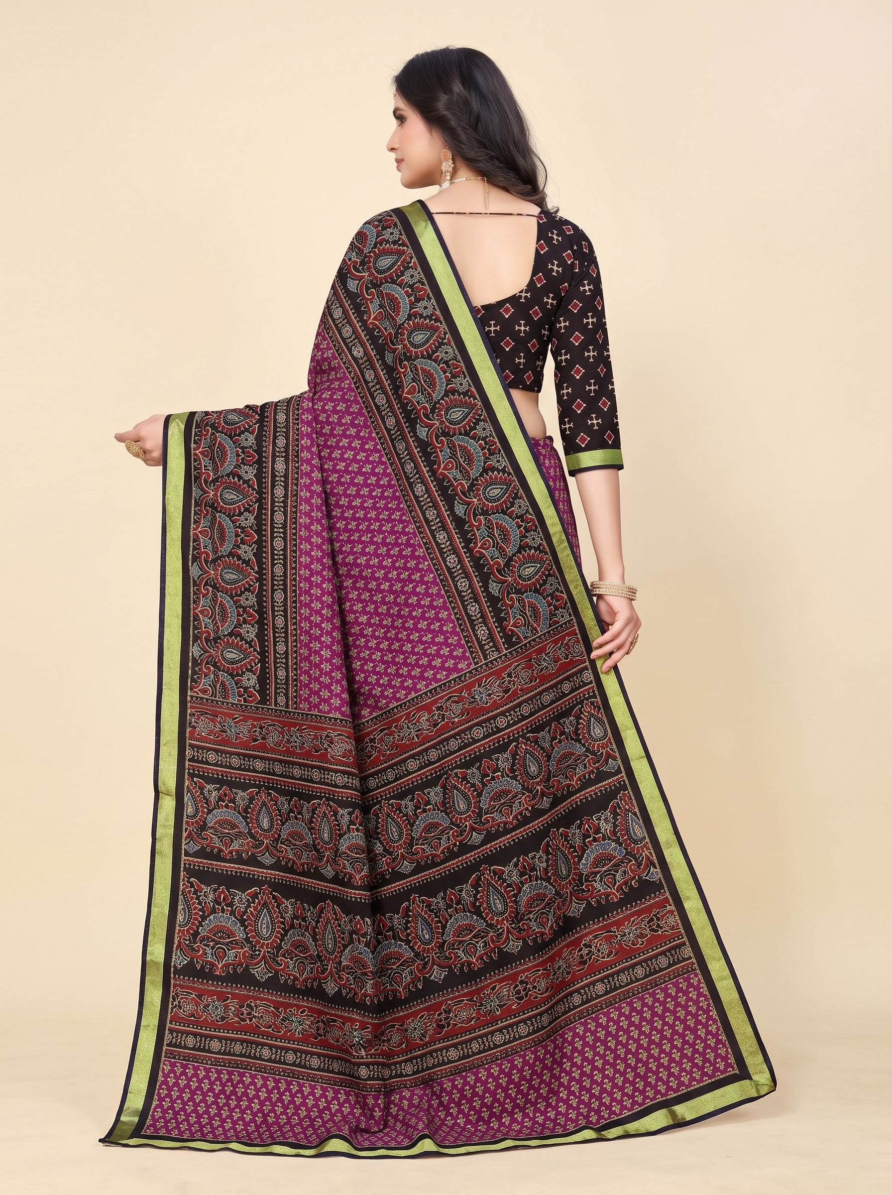 Back pallu