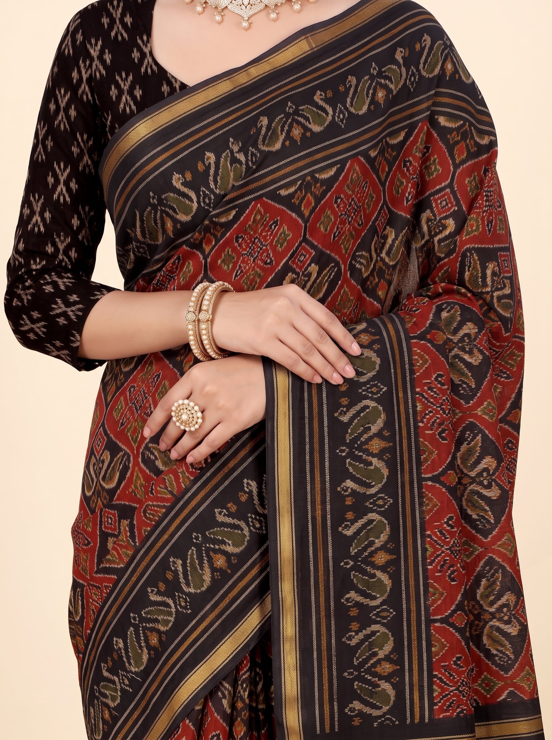 Pallu close-up [sku:KN-53189]