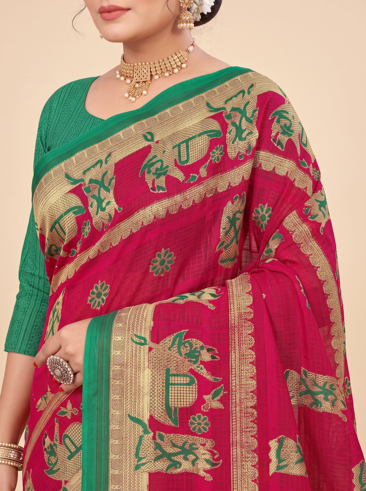 Shared pallu close-up [sku:KN-51166]