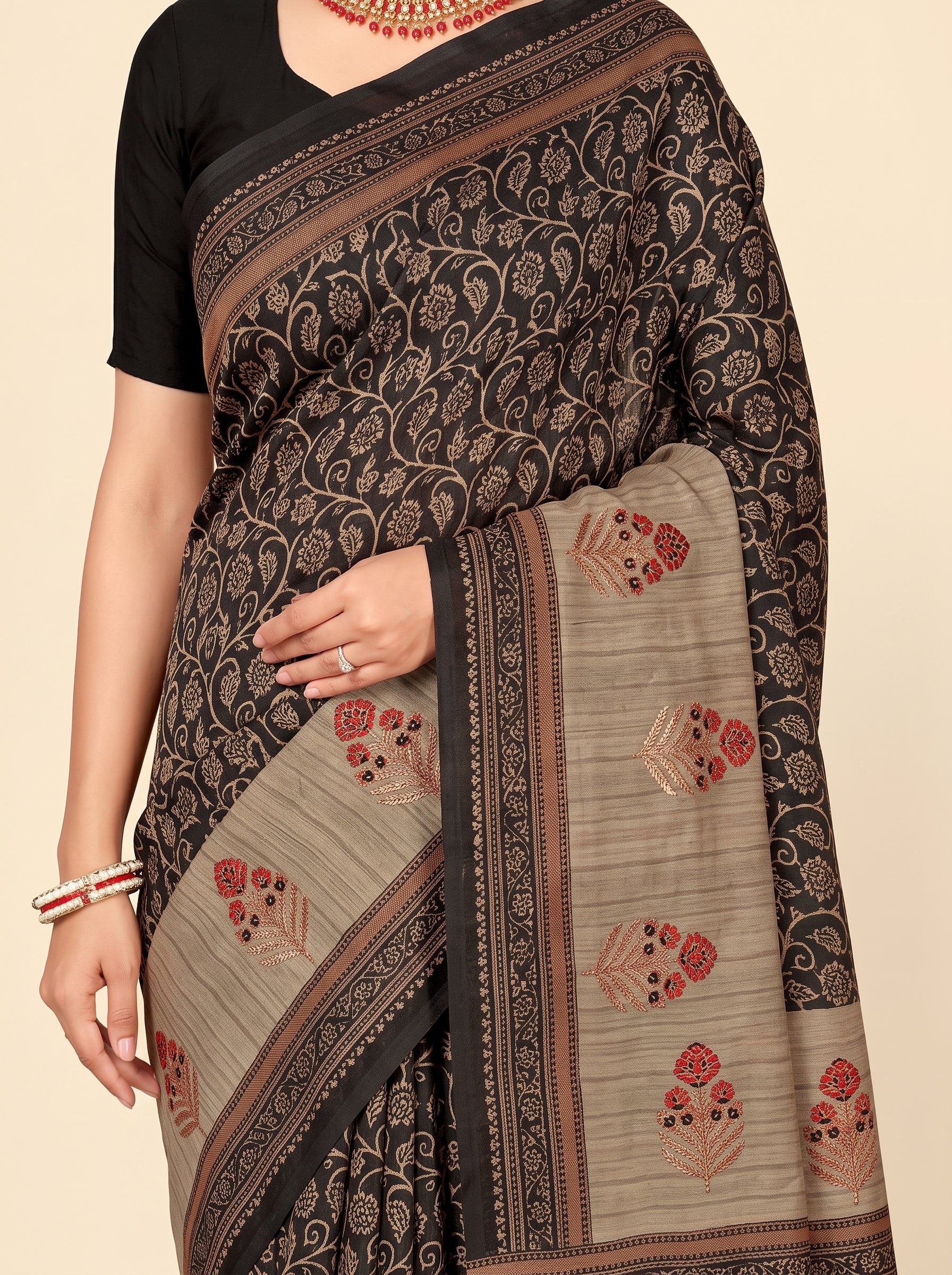 Shared pallu close-up [sku:D.NO.36082]
