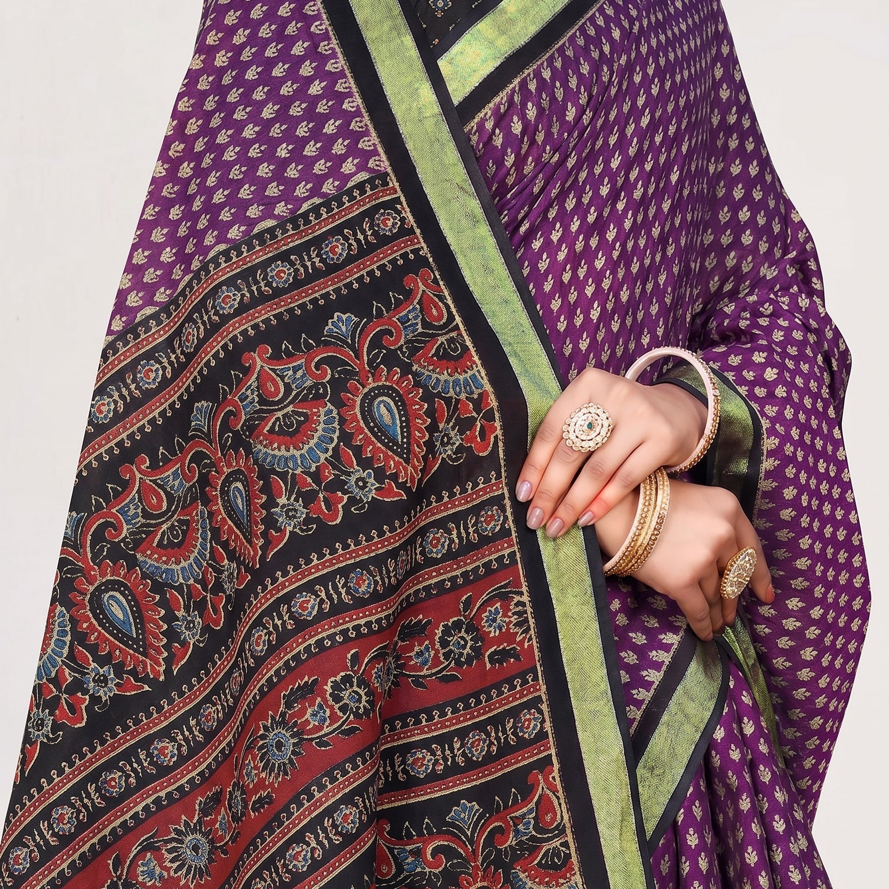 Pallu close-up