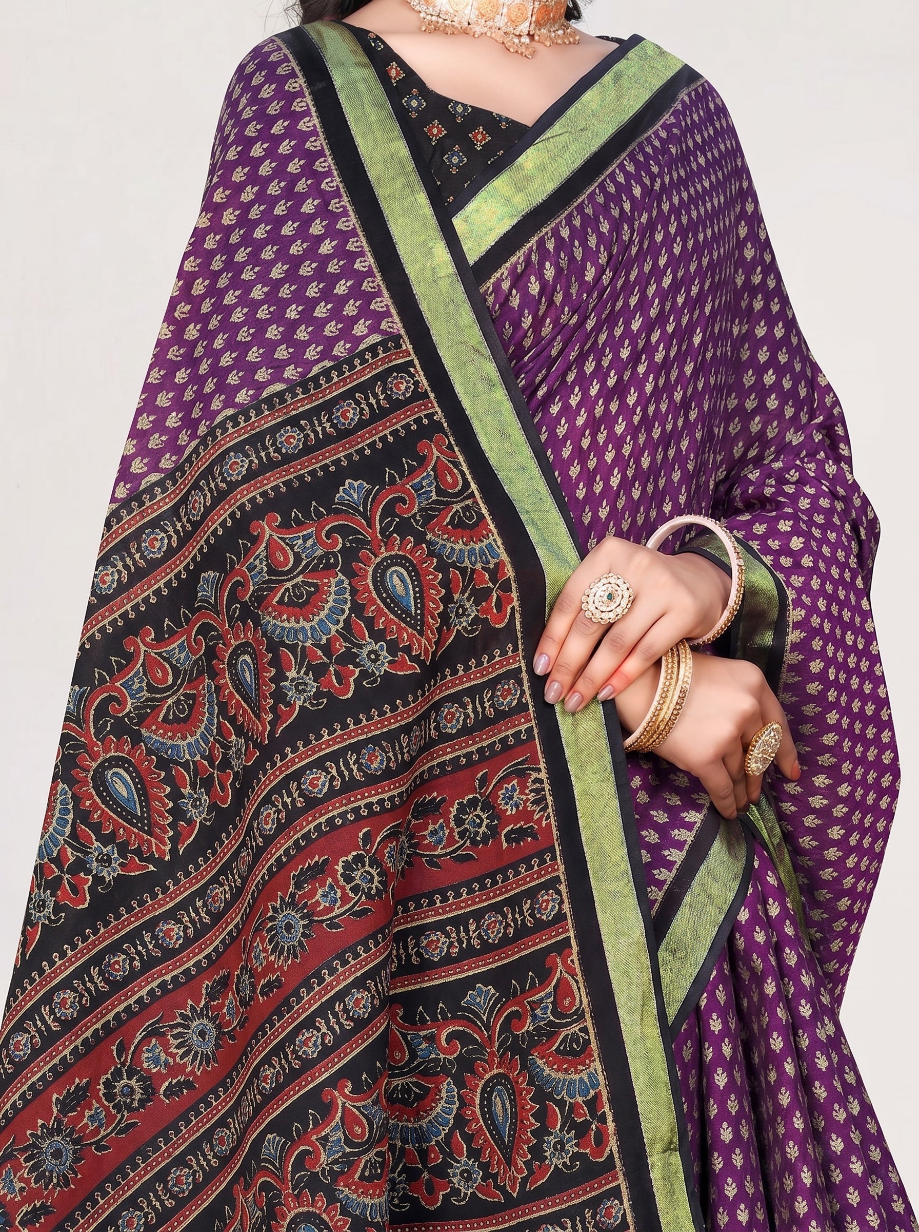 Pallu close-up