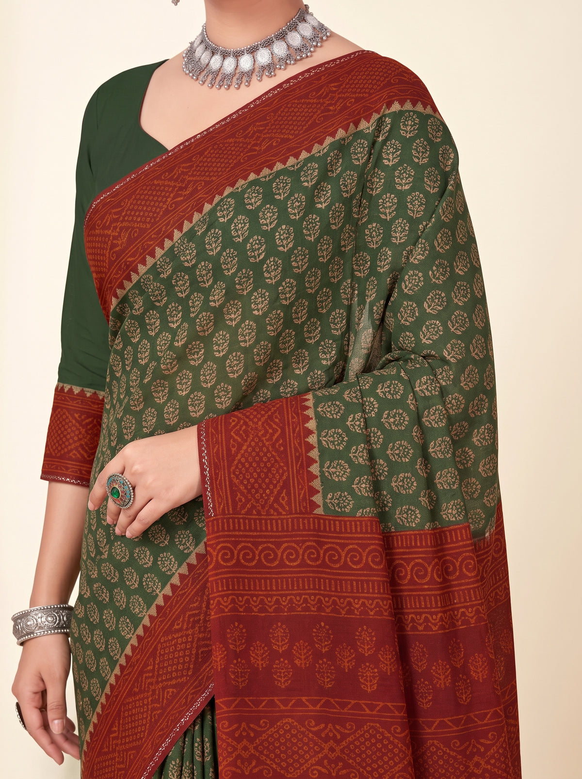 Shared pallu close-up [sku:KN-66802]