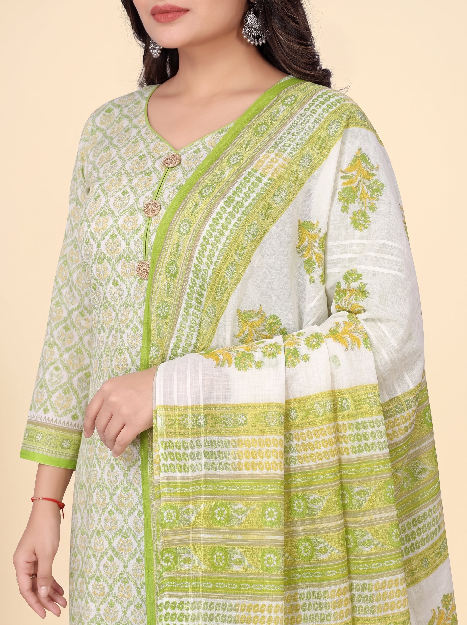 Pallu close-up [sku:KN-62674]