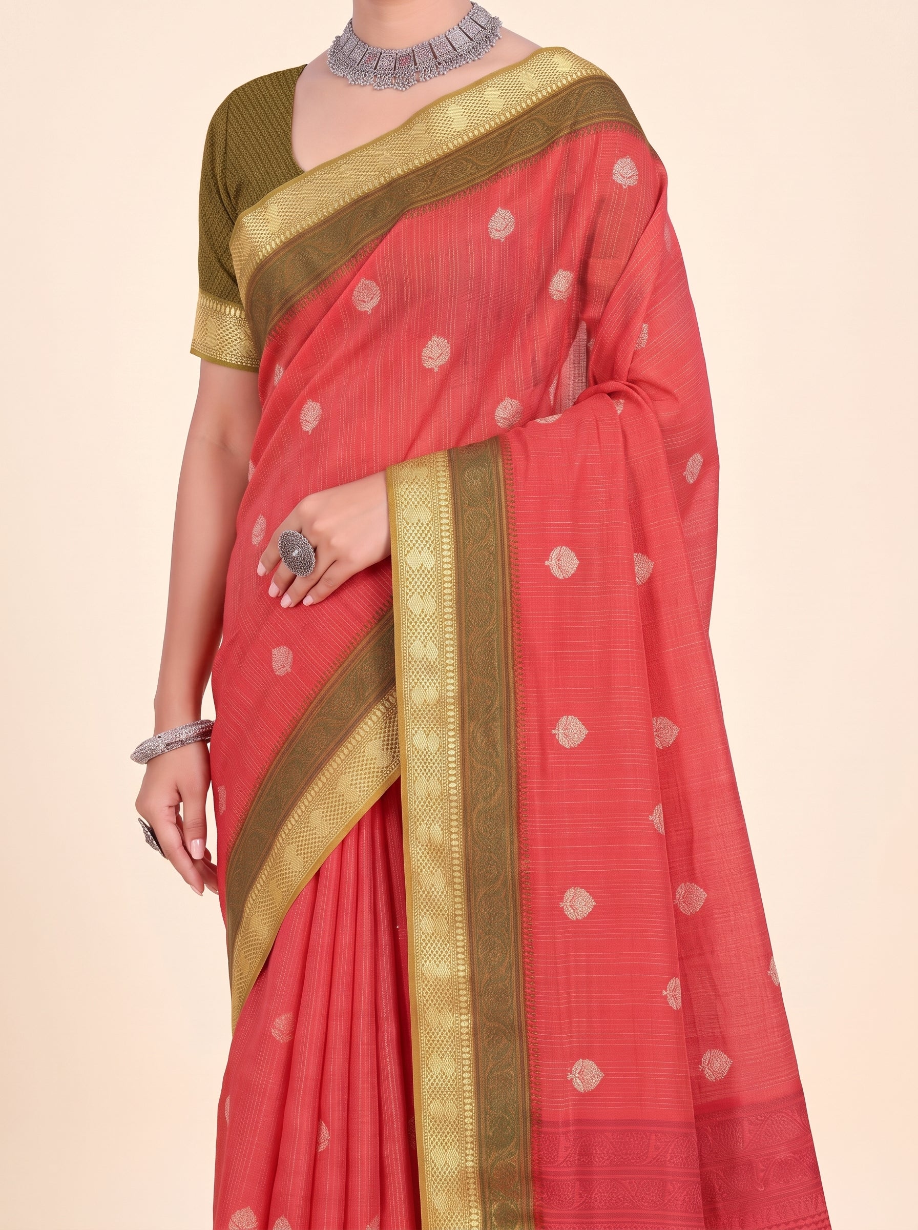 Pallu close-up [sku:KN-68166]
