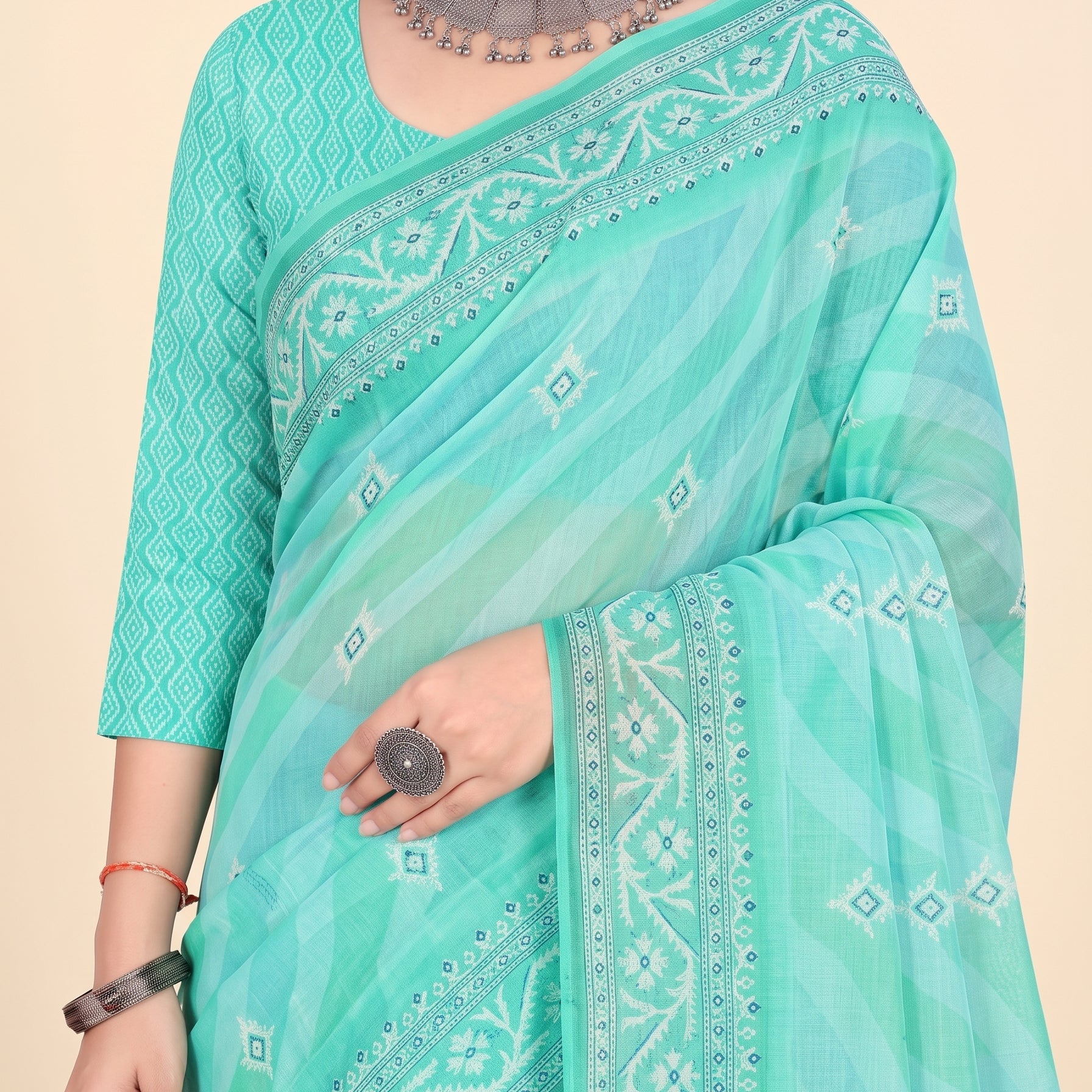 Pallu close-up [sku:KN-67796]