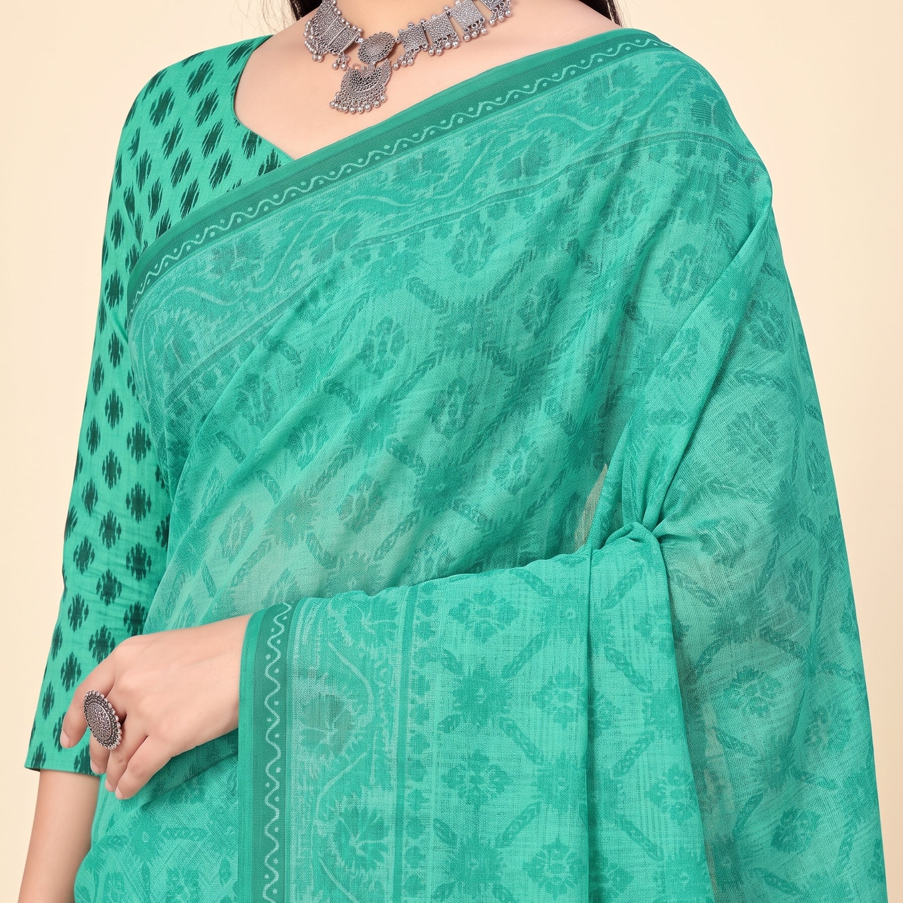 Pallu close-up [sku:KN-68084]