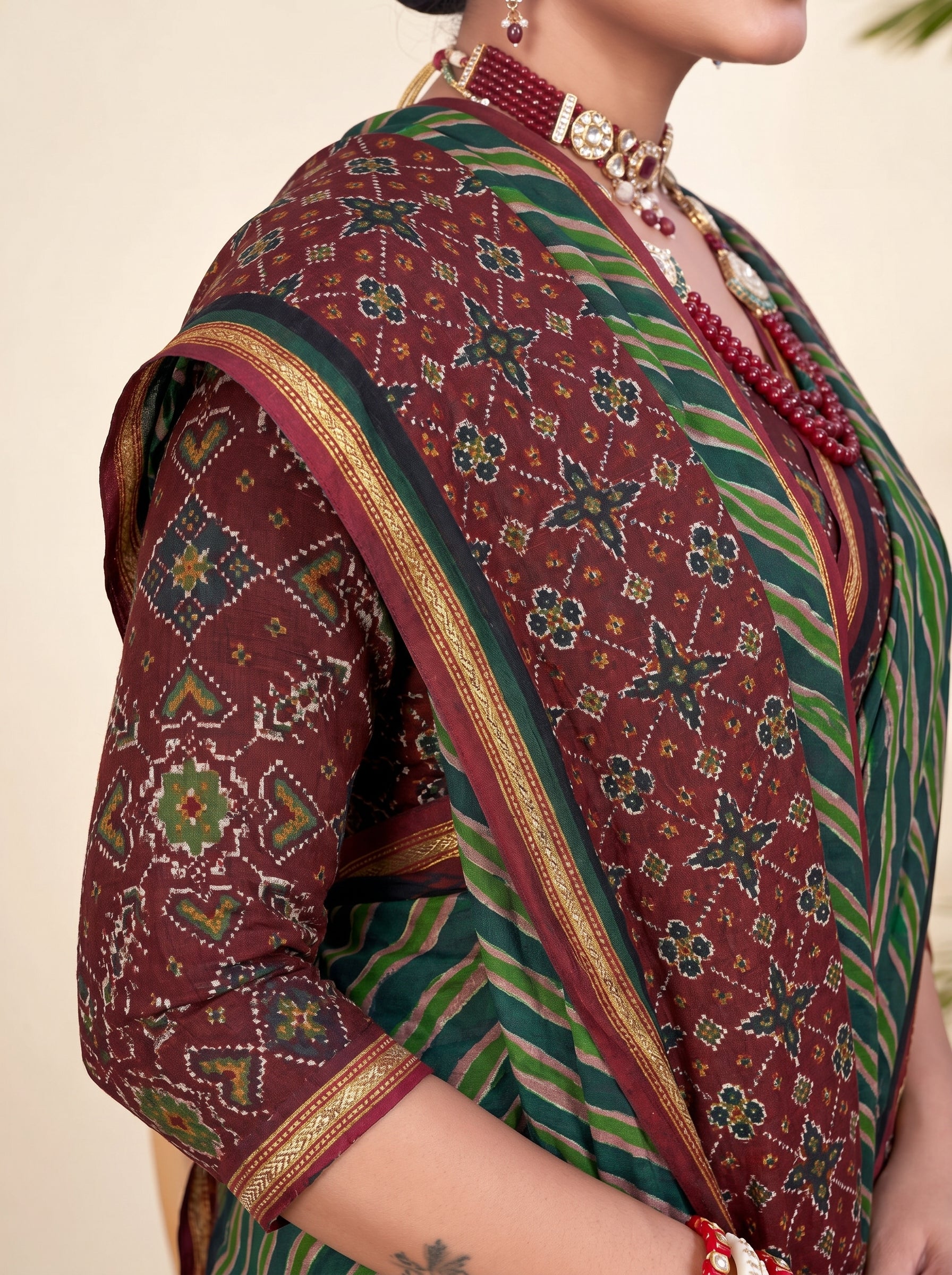 Pallu close-up [sku:JA 14652]